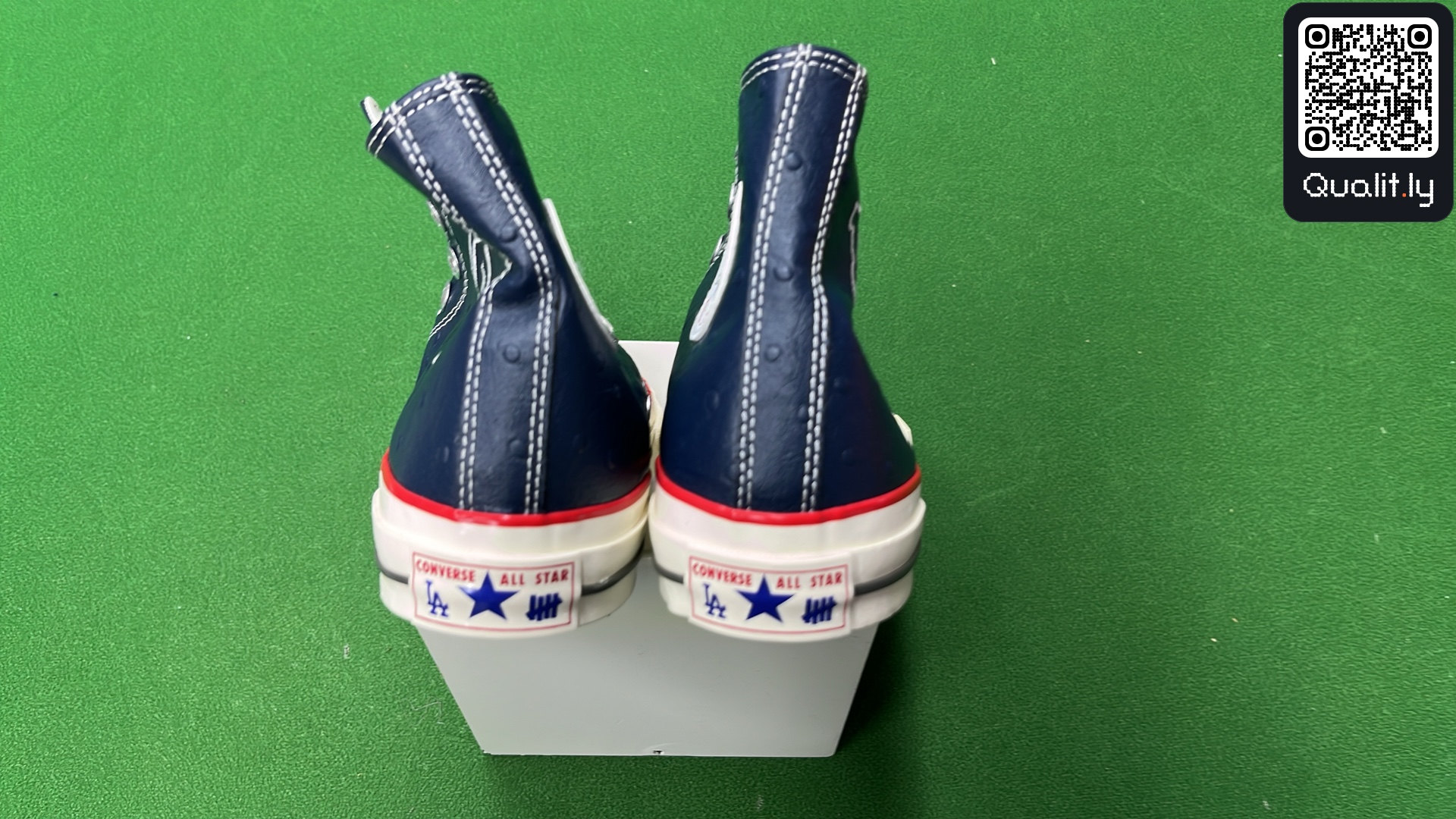 Sneakers QC photo 3 of 6