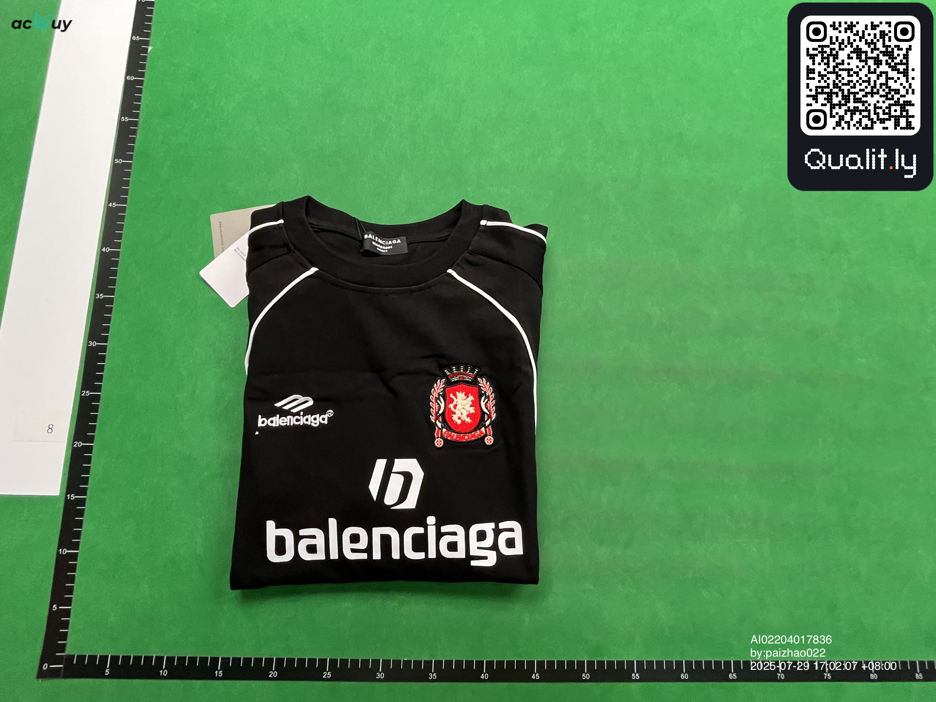 T-shirt — photo QC 1 sur 4