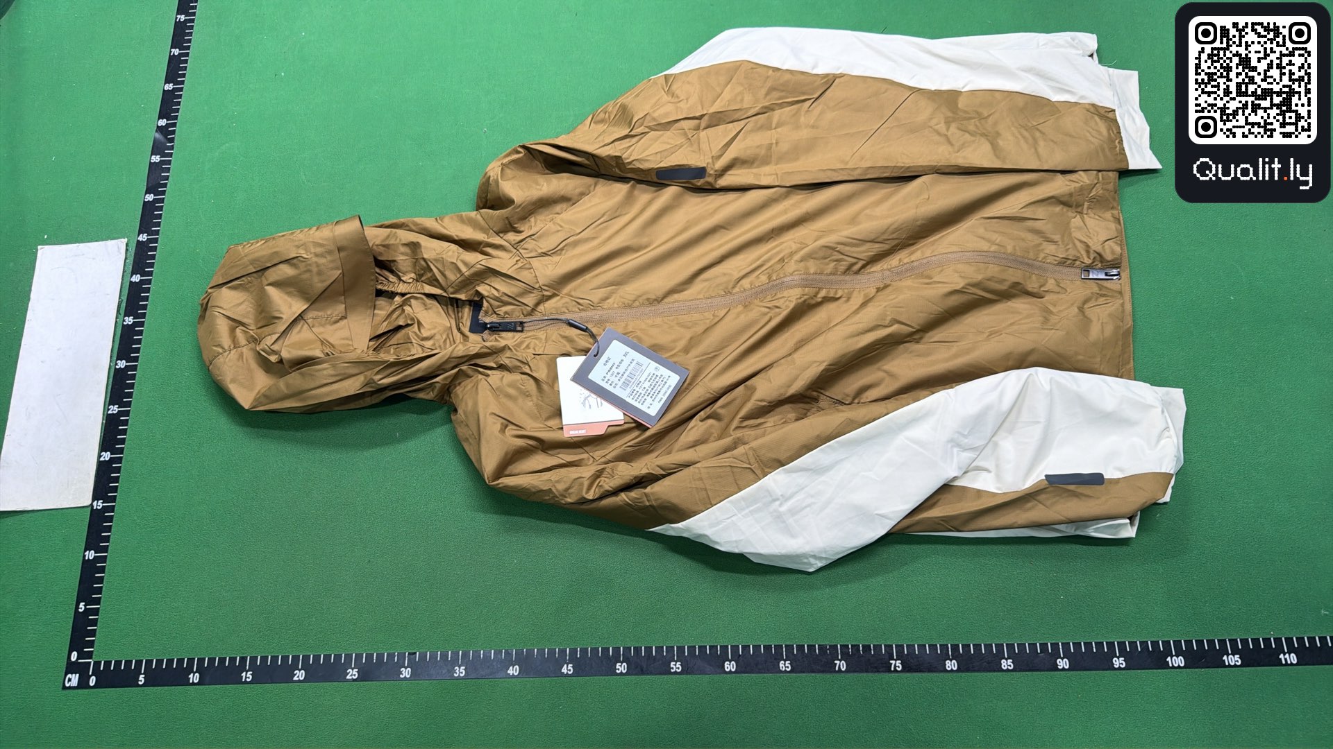 Jacket QC photo 2 of 8