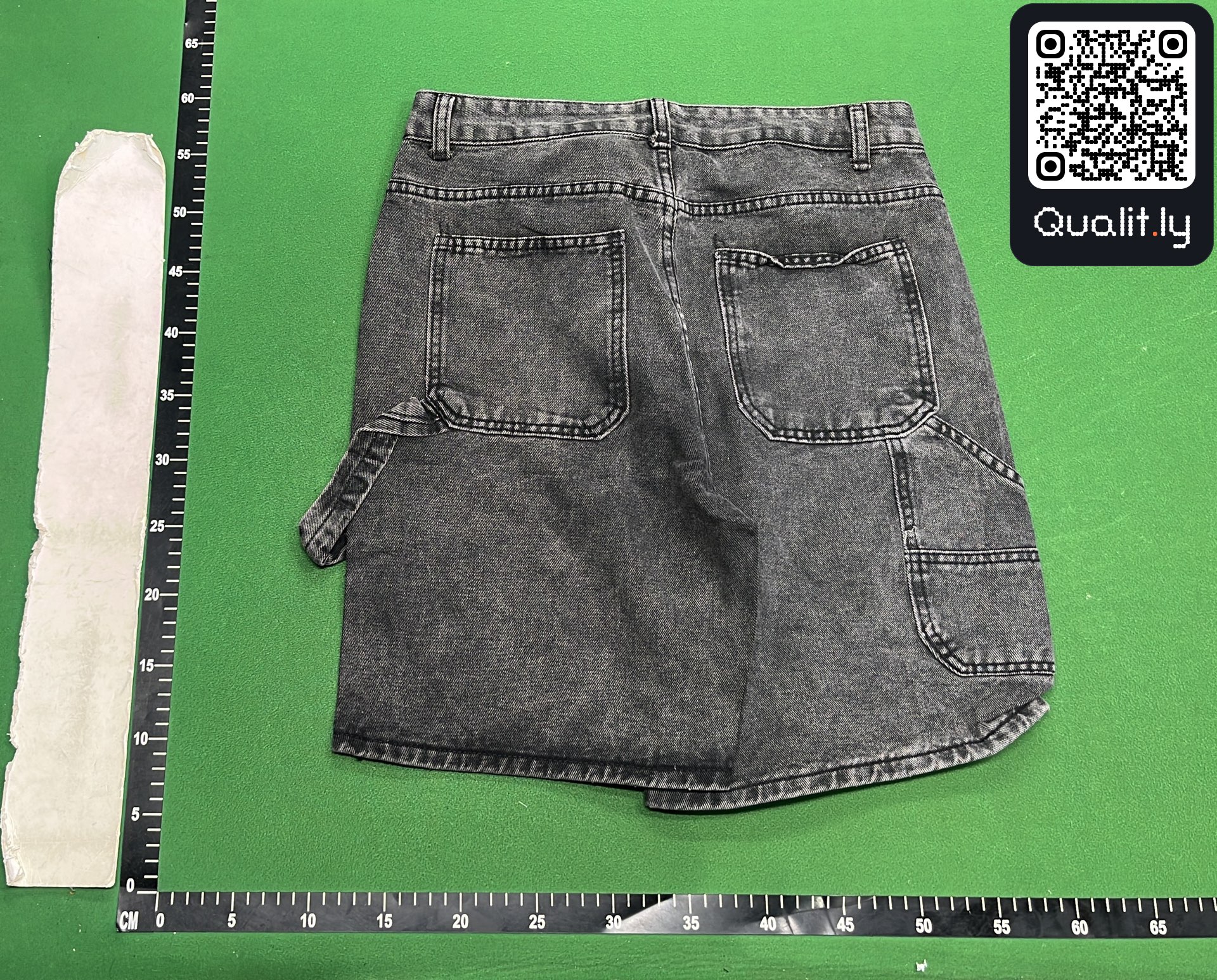 Jeans QC photo 3 of 4