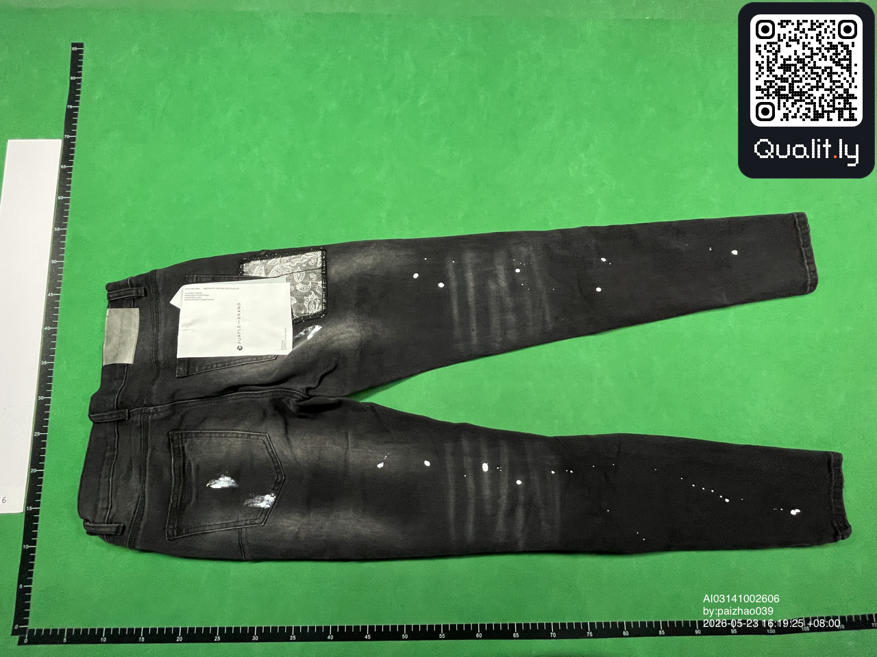 Jeans — QC-foto 3 av 14