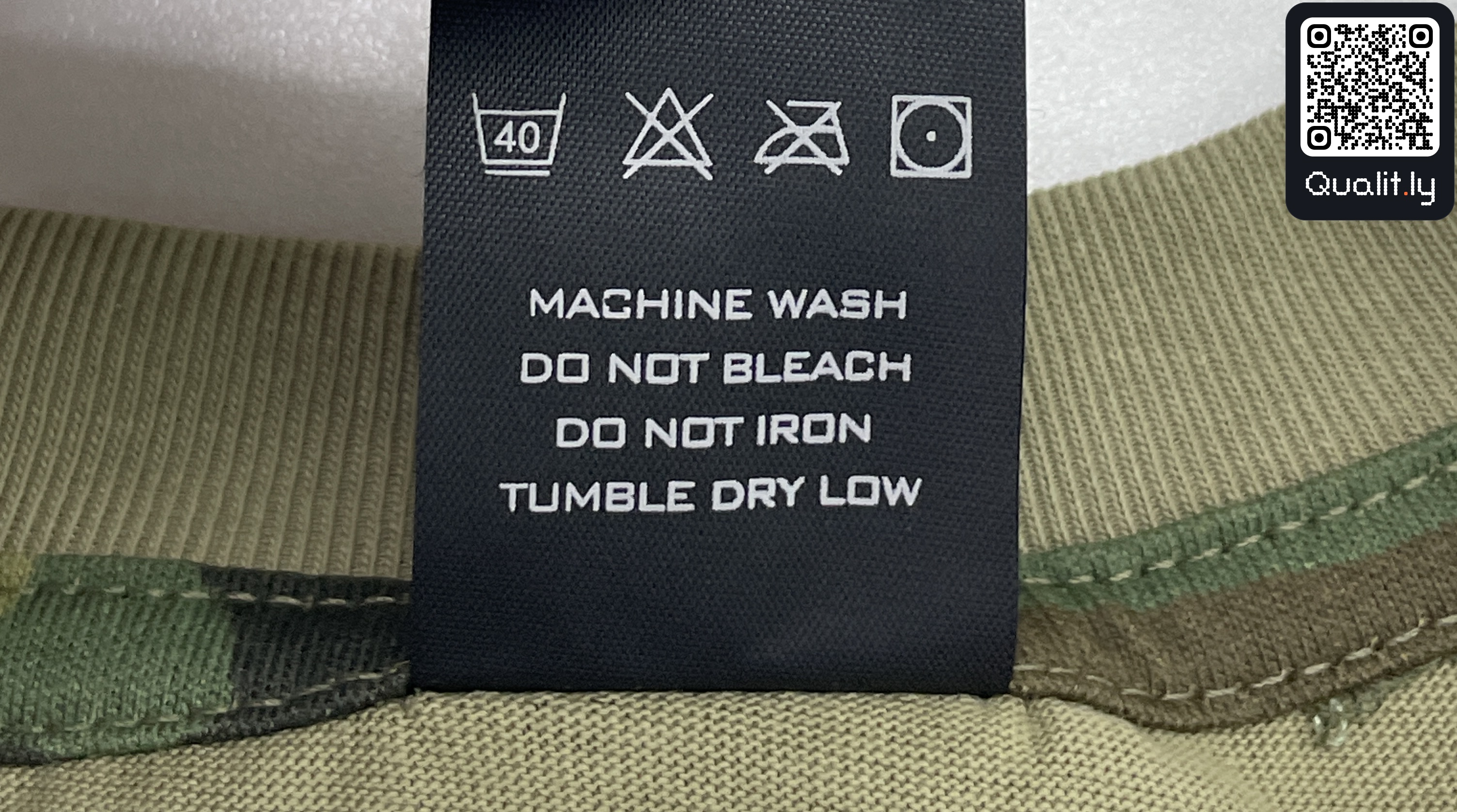 T-shirt — photo QC 3 sur 19