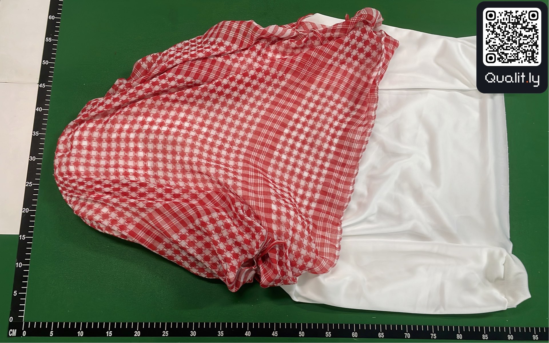 Hoodie — QC-foto 3 av 28