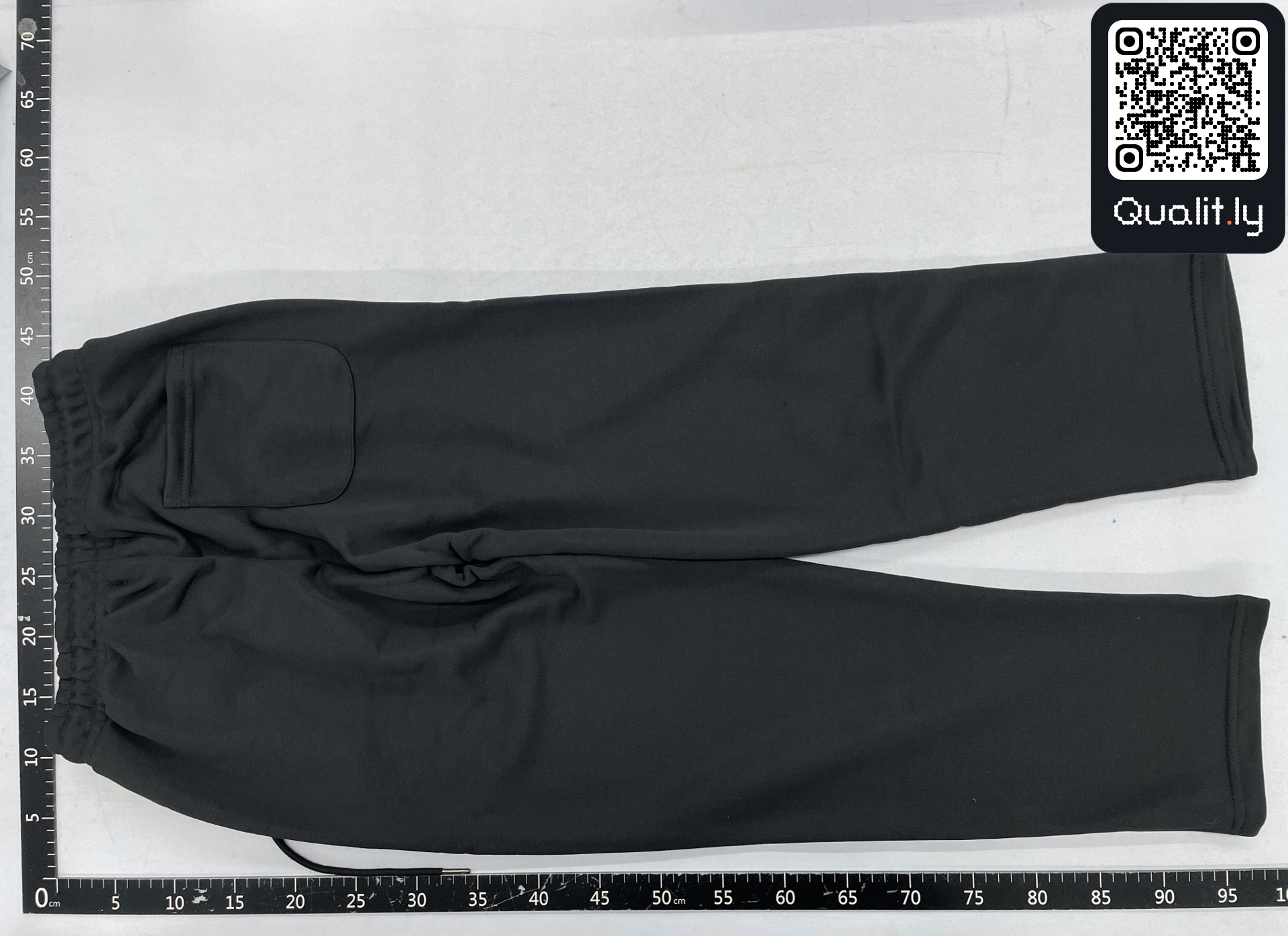 Pantaloni — foto QC 2 di 77