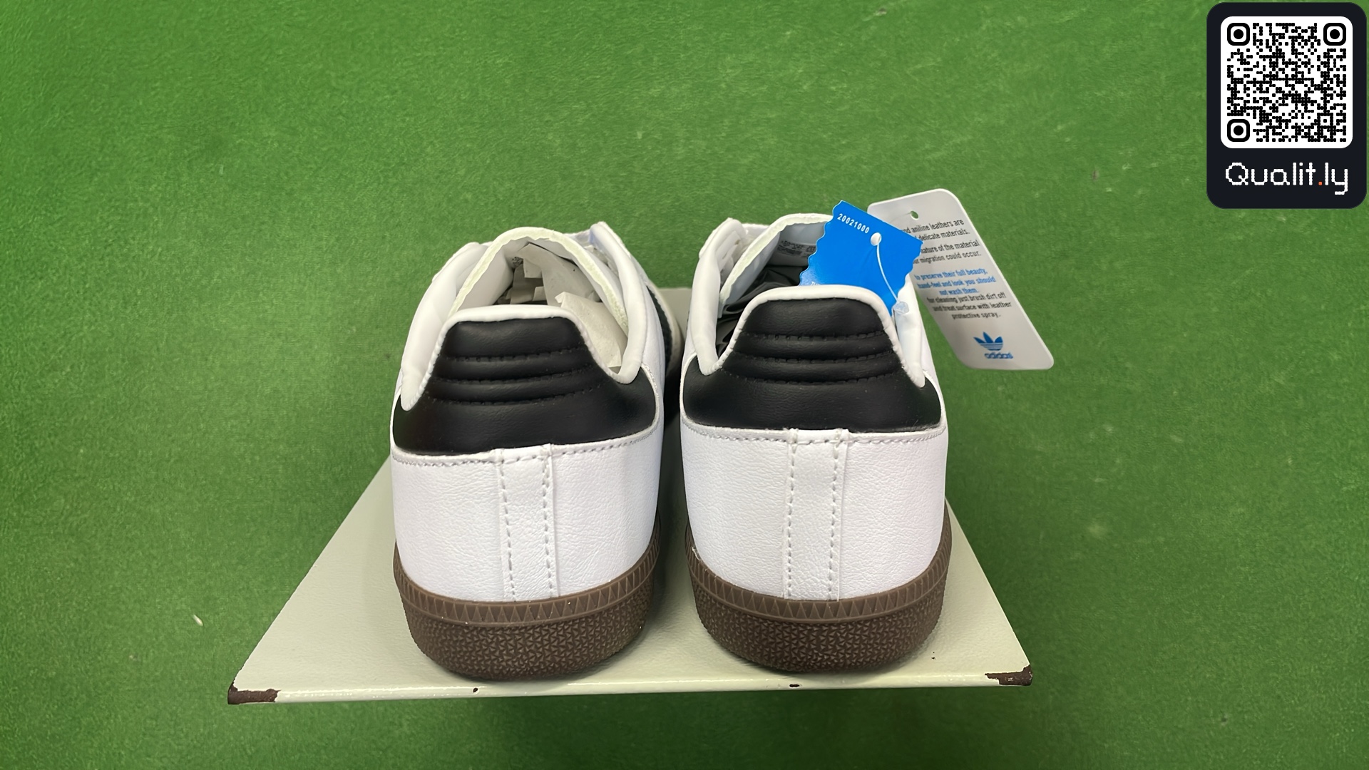 Sneaker — QC-Foto 3 von 142