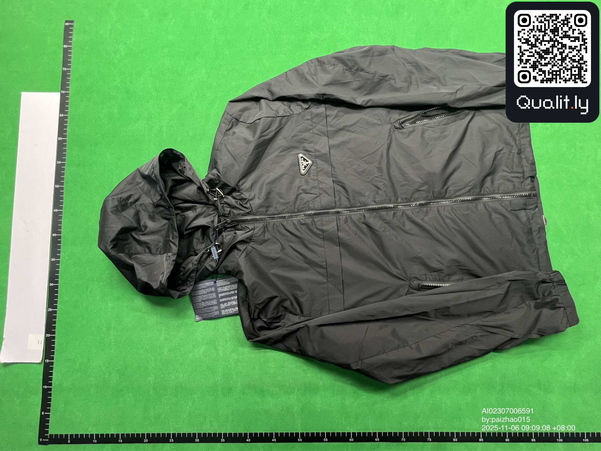 Jacket QC photo 3 of 4