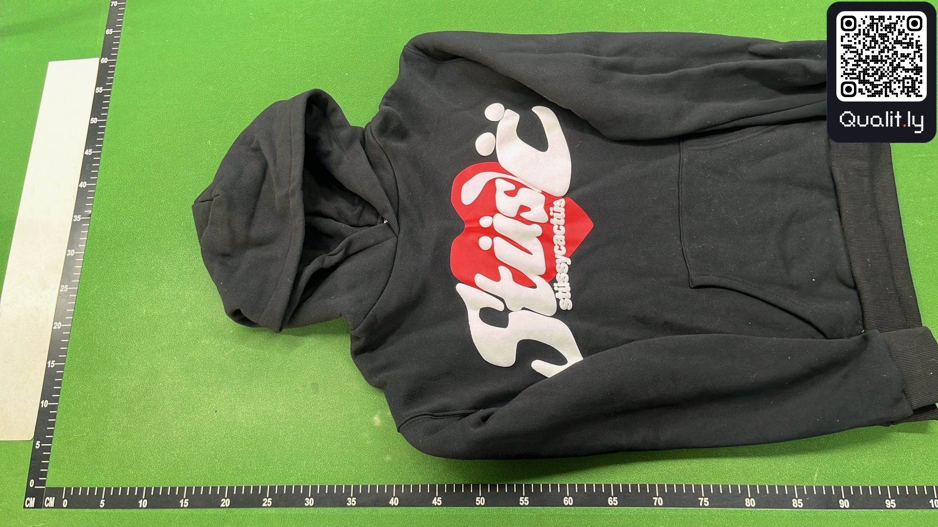 Hoodie QC photo 2 of 51