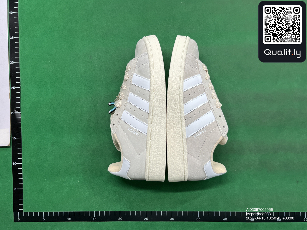 Sneakers QC photo 2 of 6