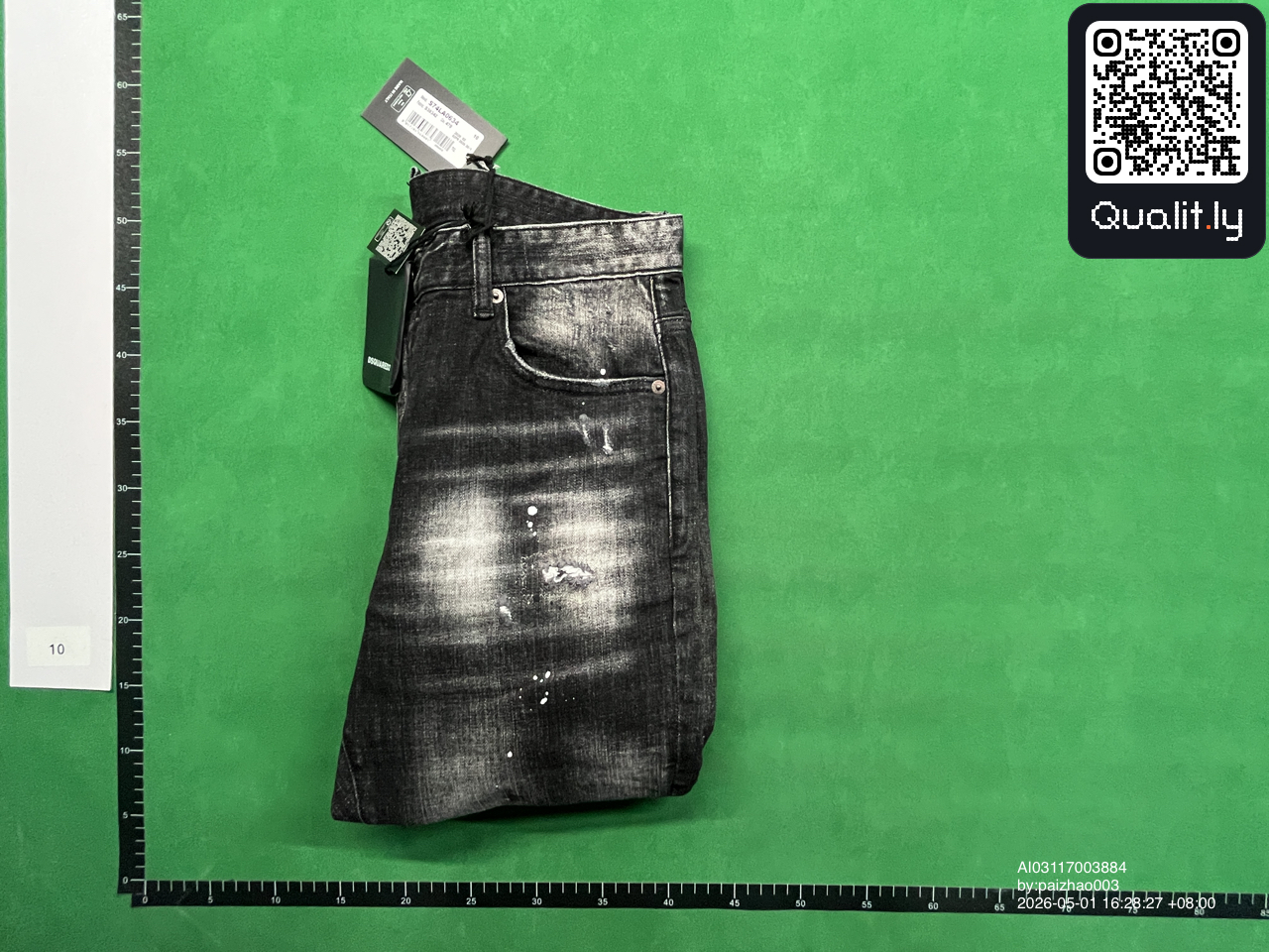 牛仔裤 QC 照片 3 / 74
