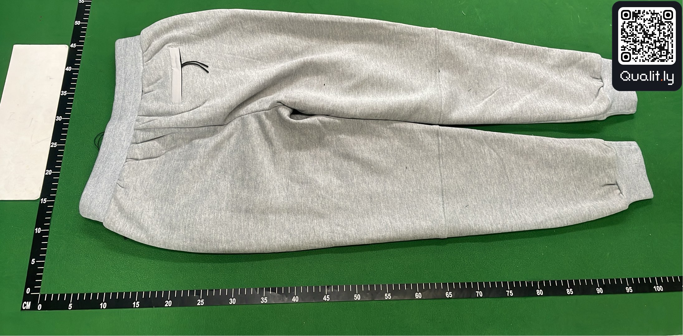 Pants QC photo 3 of 24