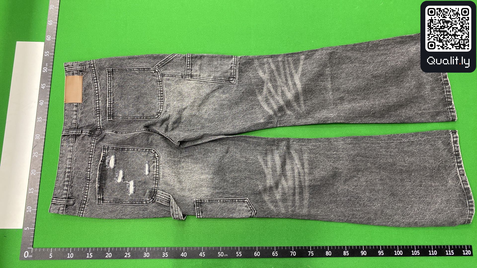 Jeans QC photo 3 of 15