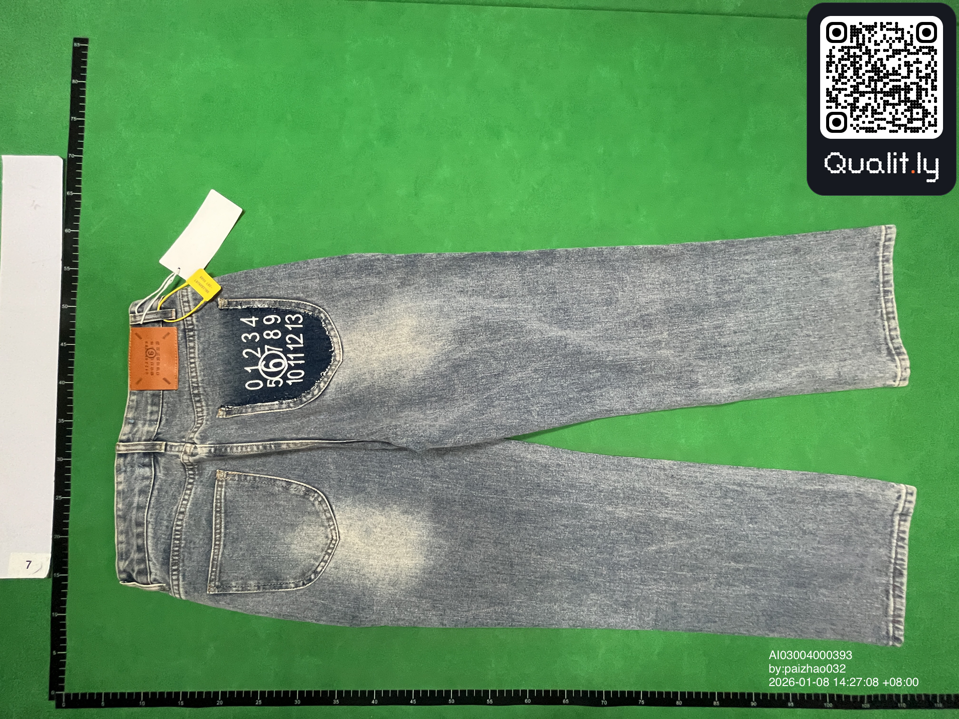 Jeans QC photo 2 of 25