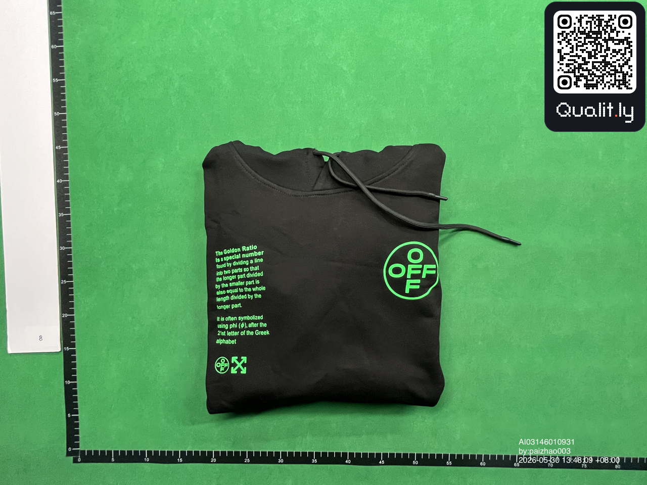 Hoodie — QC-Foto 2 von 82