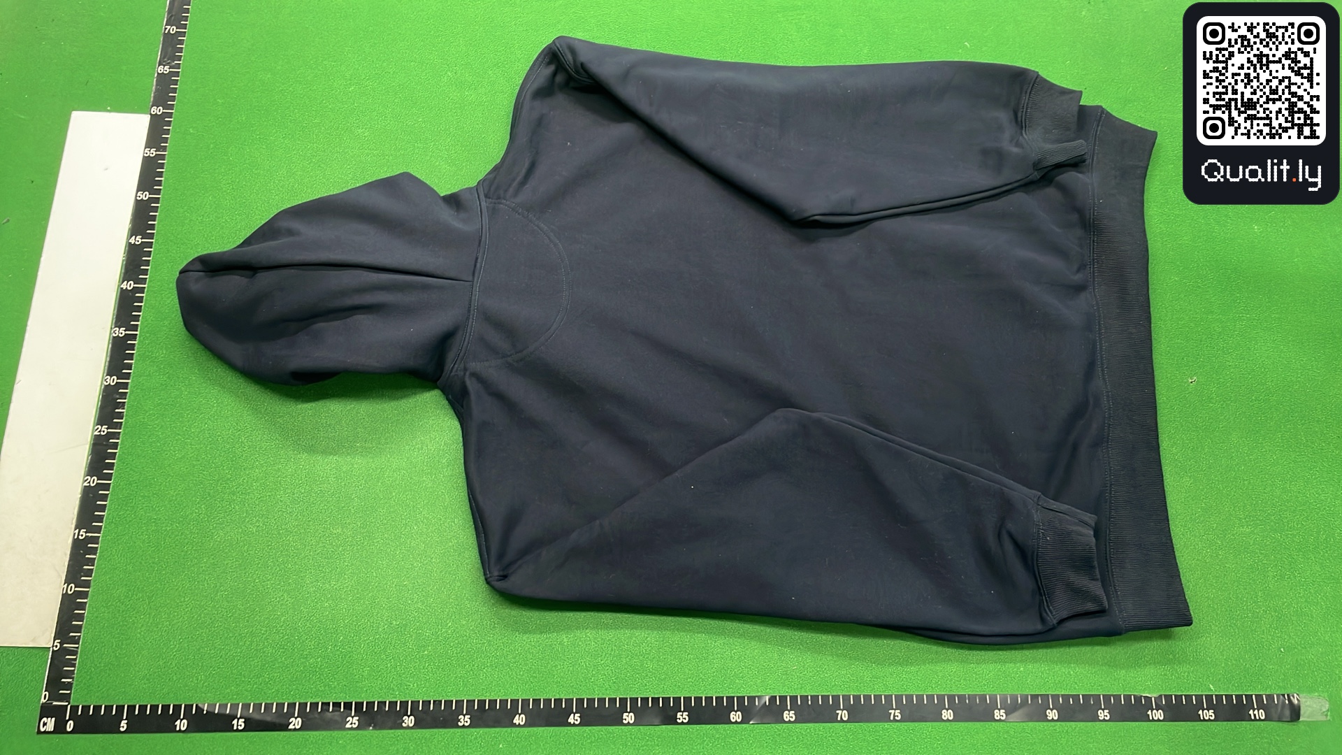 Hoodie — QC-foto 3 av 4