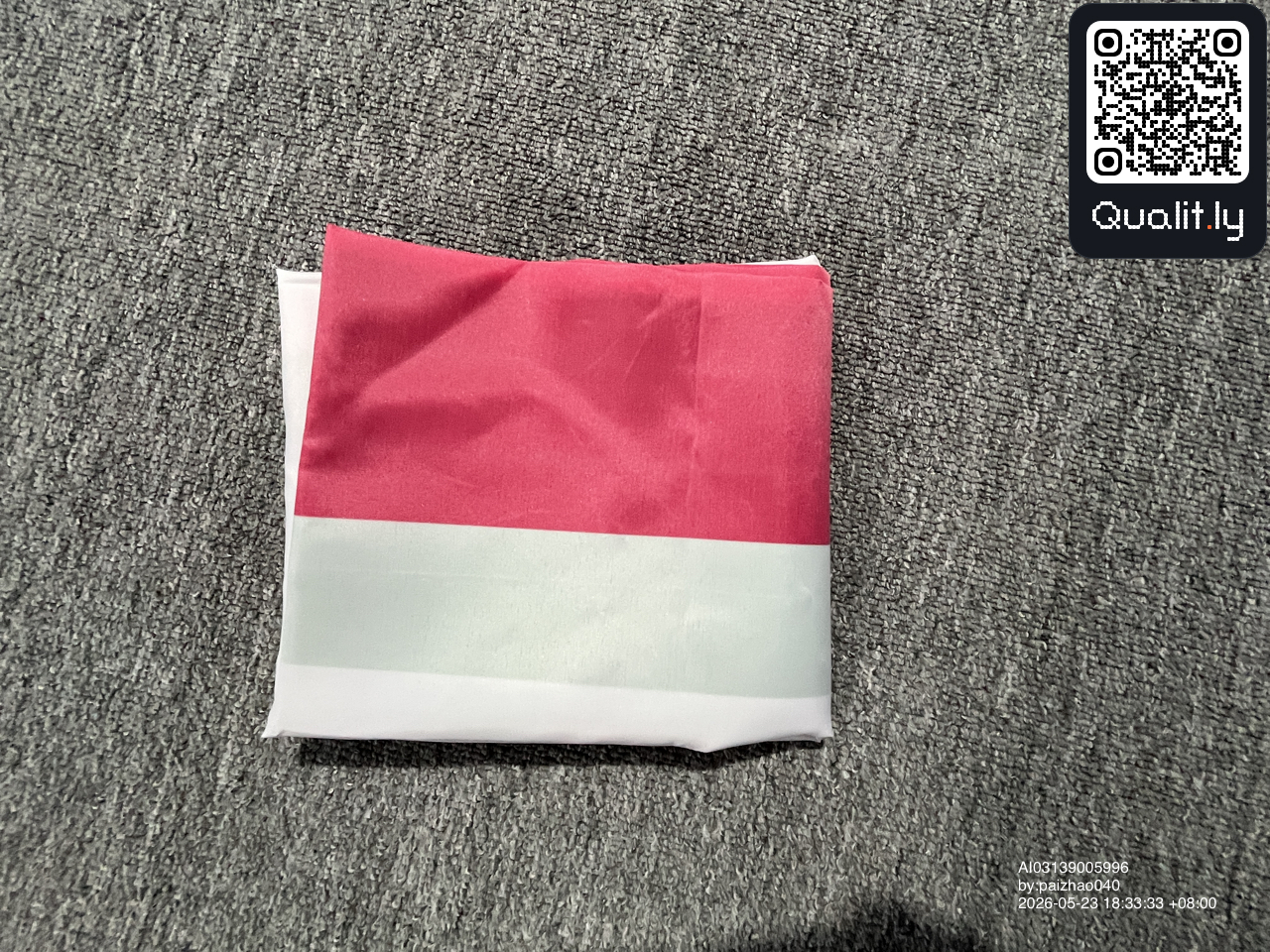 Foto QC 1 di 25