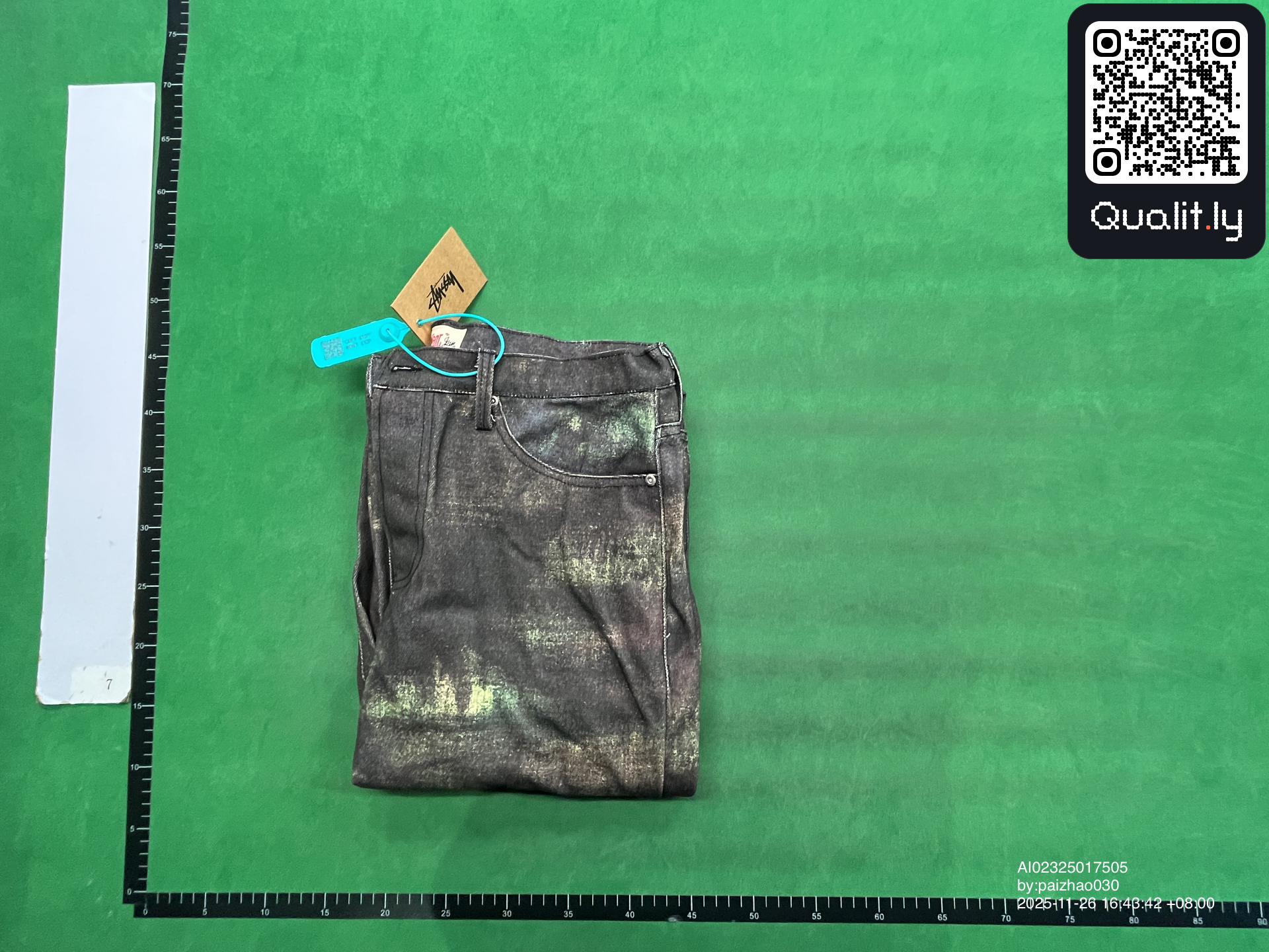 Jeans QC photo 1 of 4