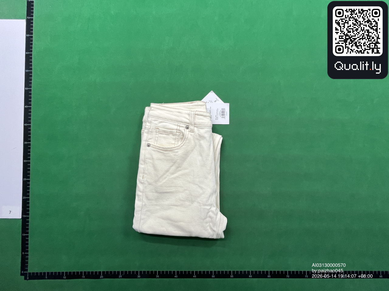 Jeans QC photo 1 of 4