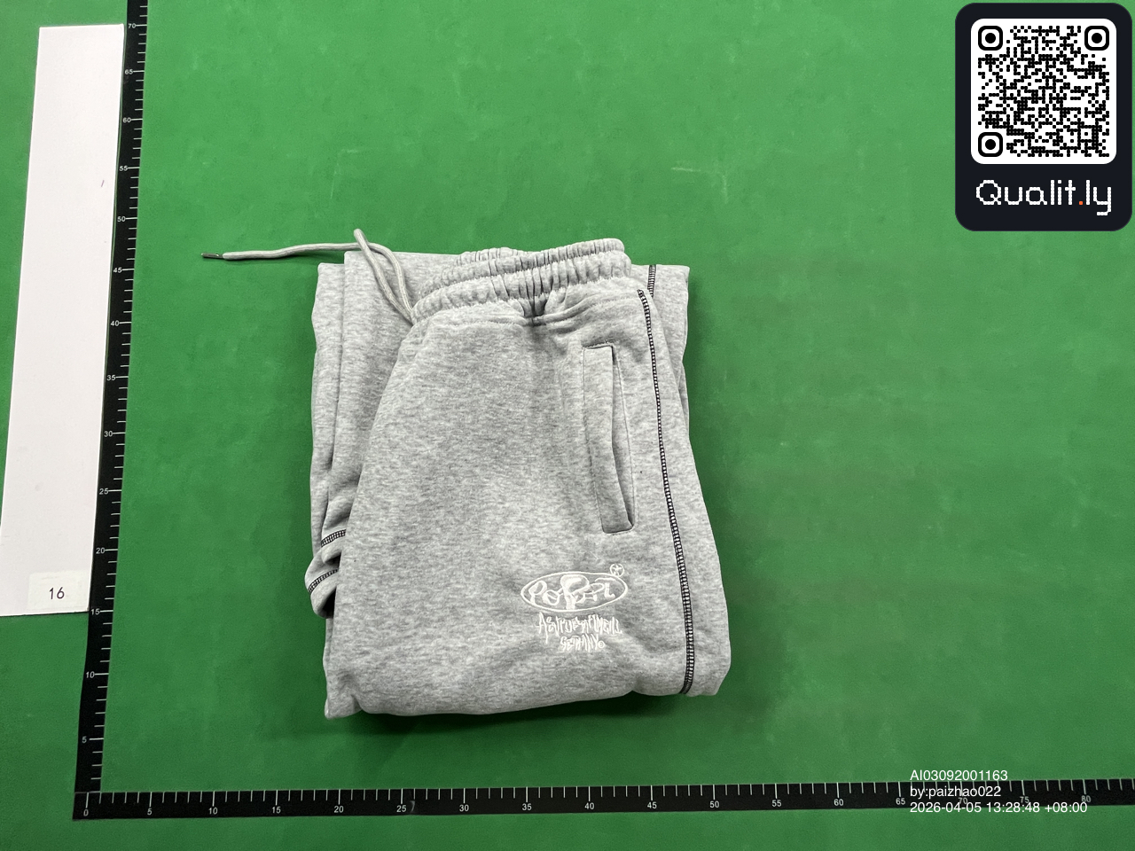 Pants QC photo 1 of 18