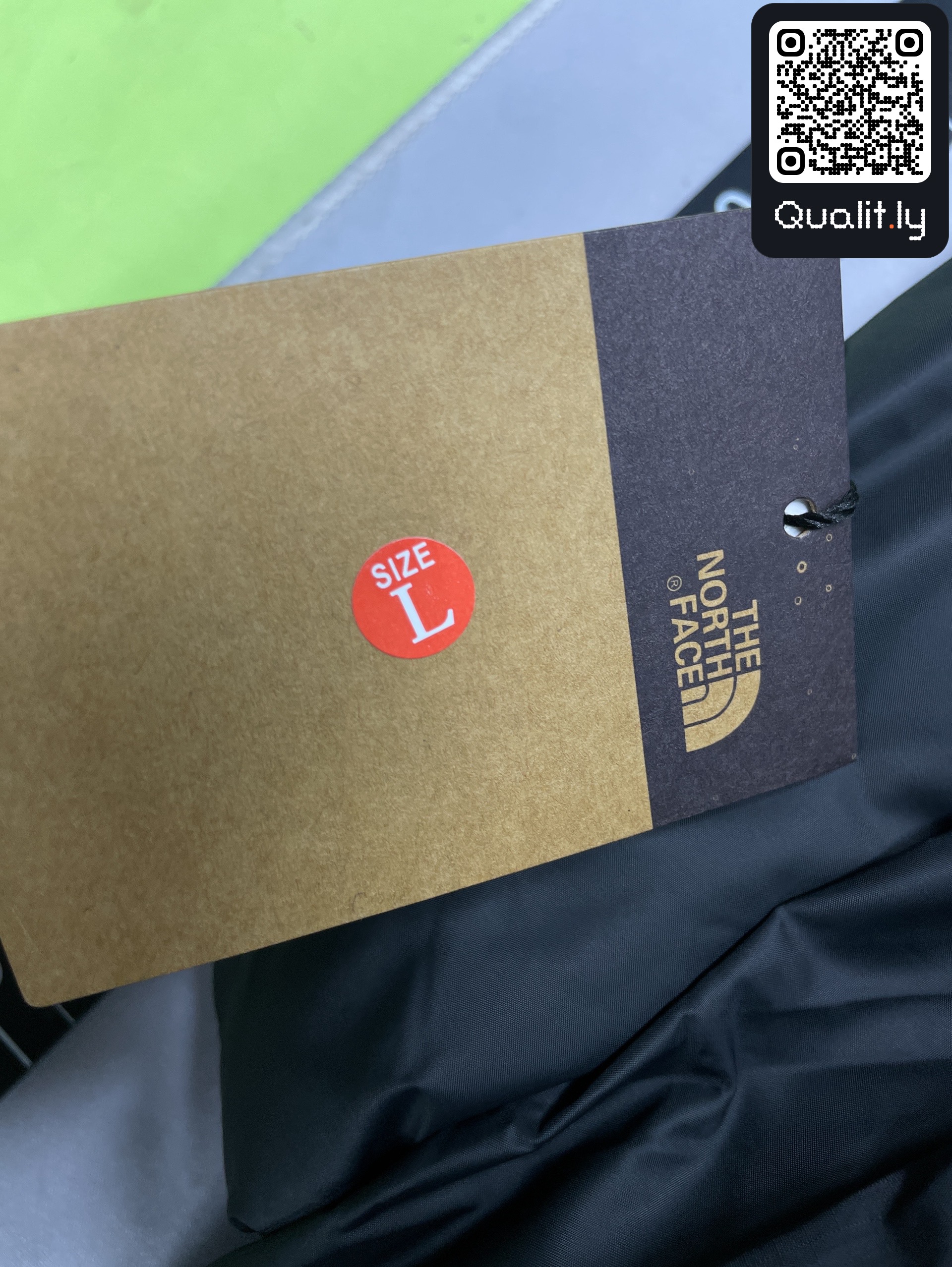 Jacke — QC-Foto 1 von 4