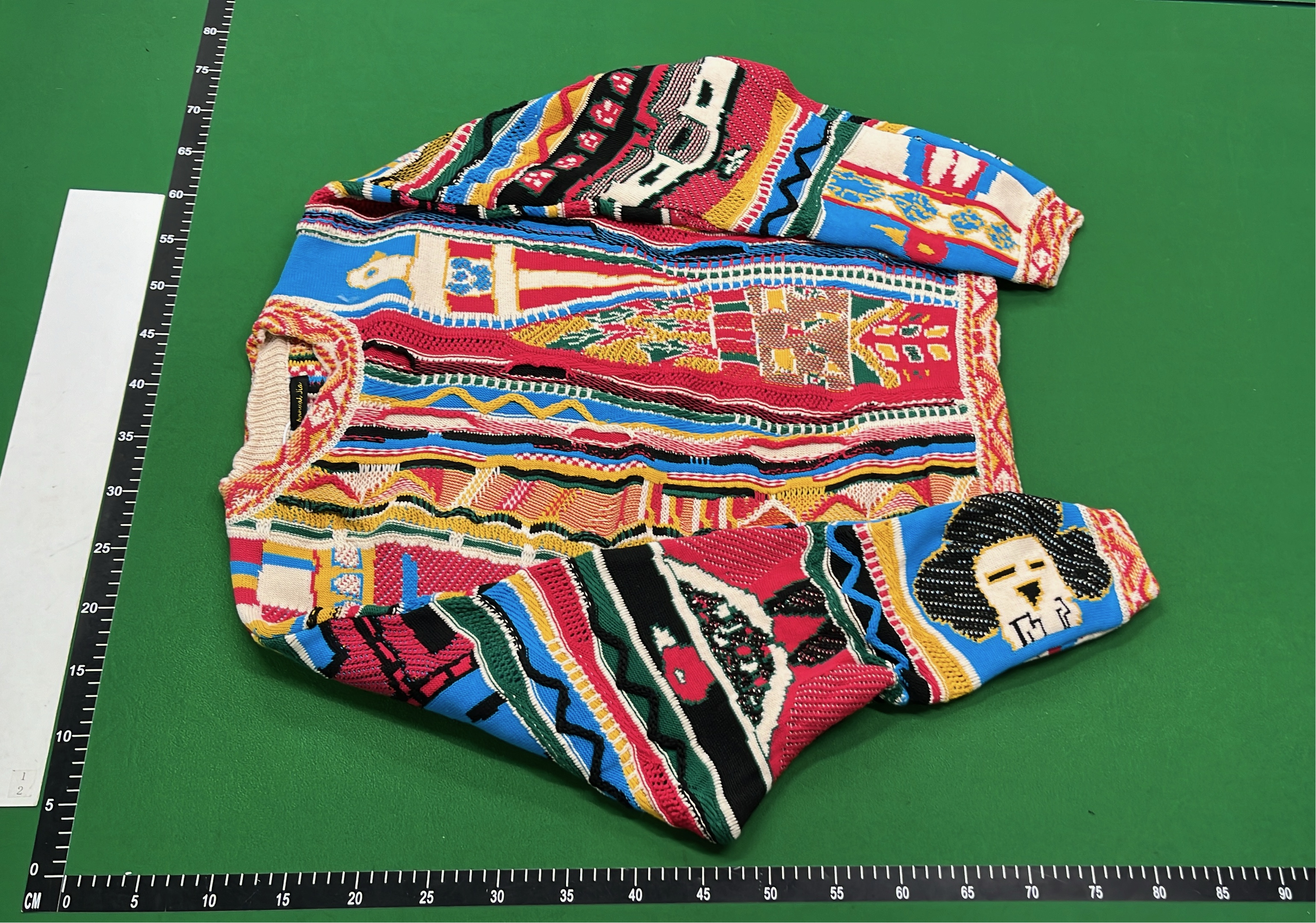 Sweater QC photo 2 of 24
