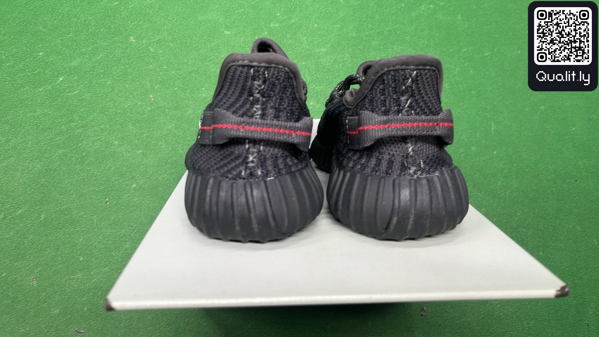 Sneakers QC photo 3 of 18