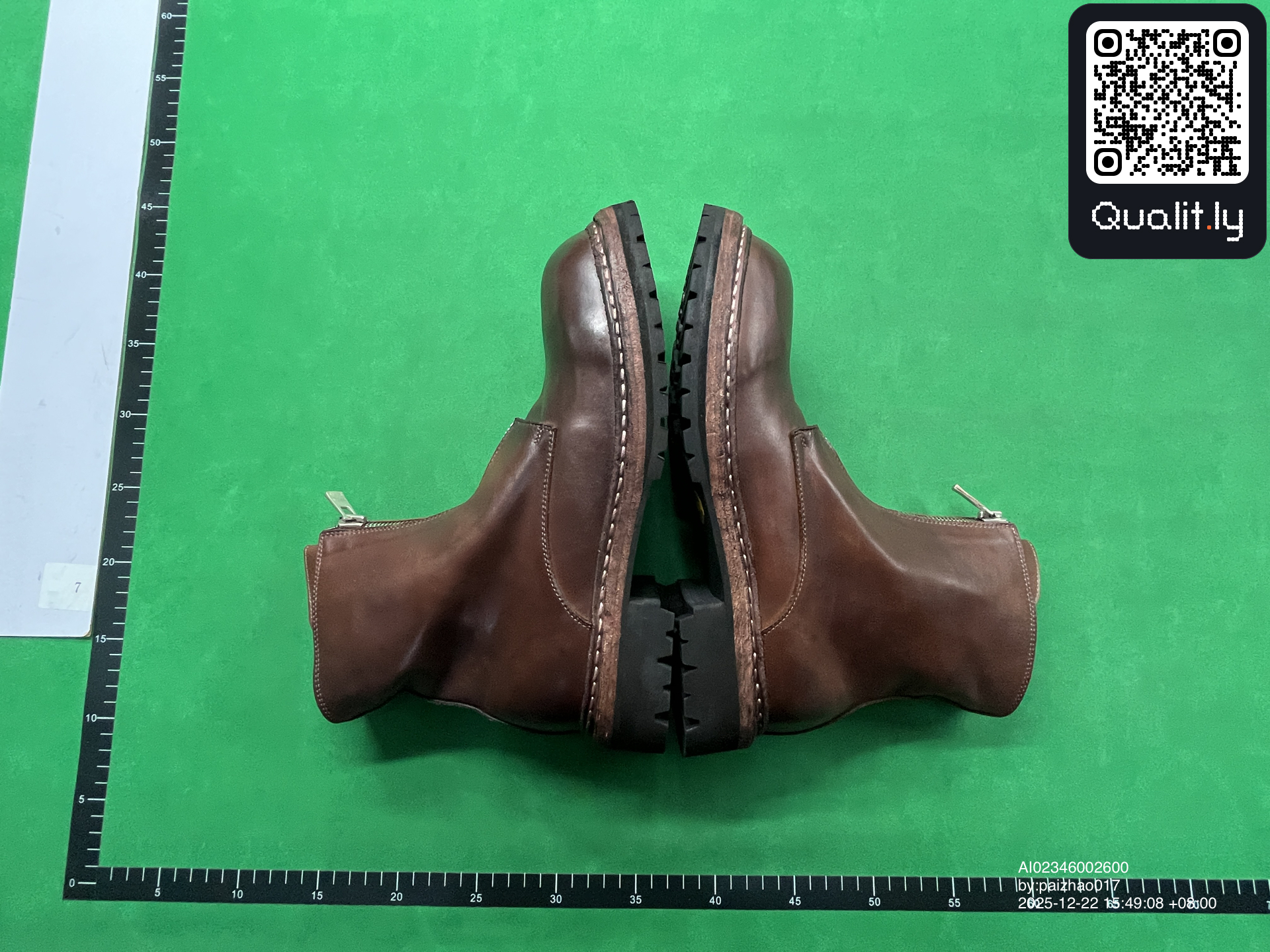 靴子 QC 照片 2 / 10