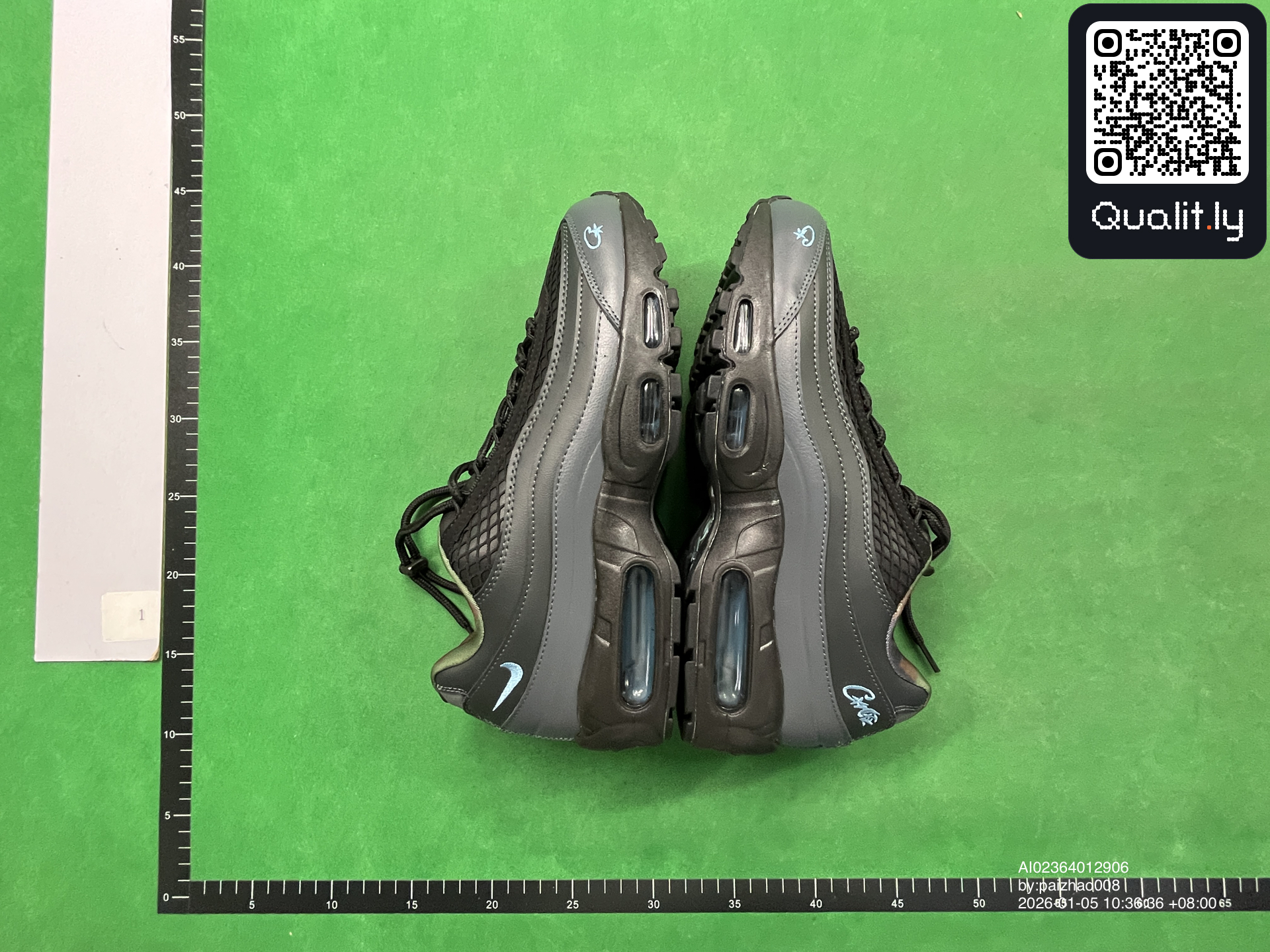 球鞋 QC 照片 2 / 12