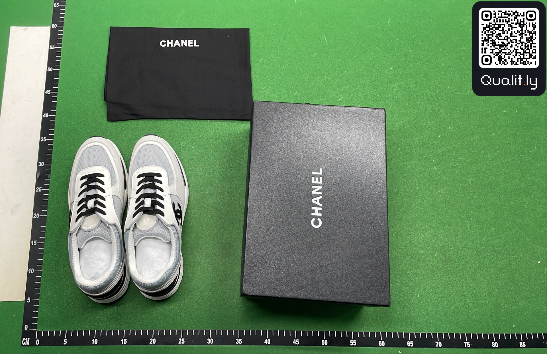 QC photo 1 of 12