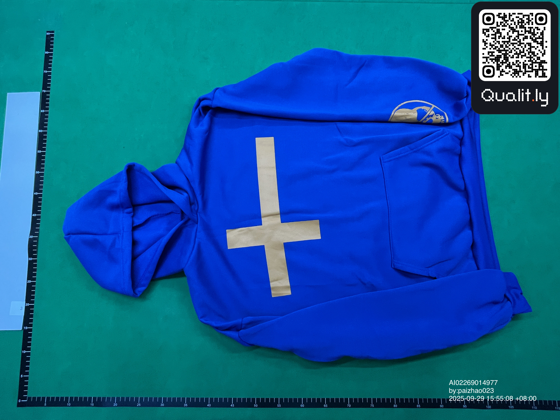 Sudadera — foto QC 3 de 12