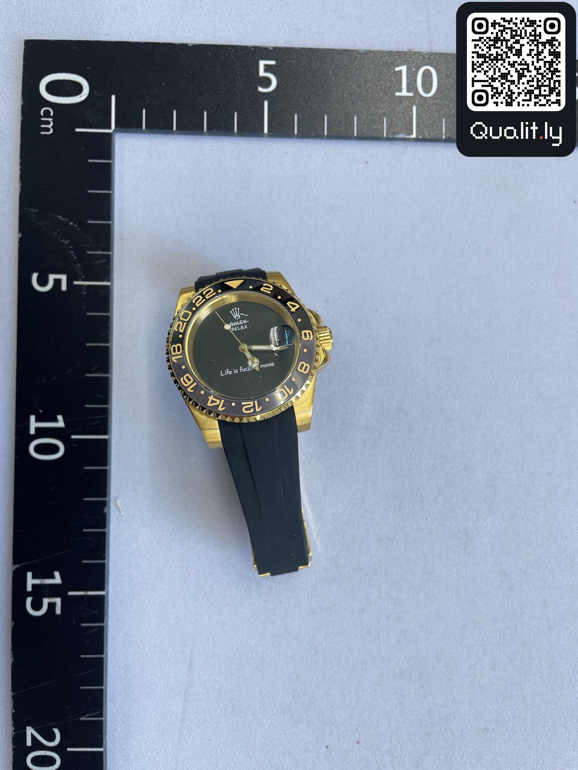 Klocka — QC-foto 1 av 3
