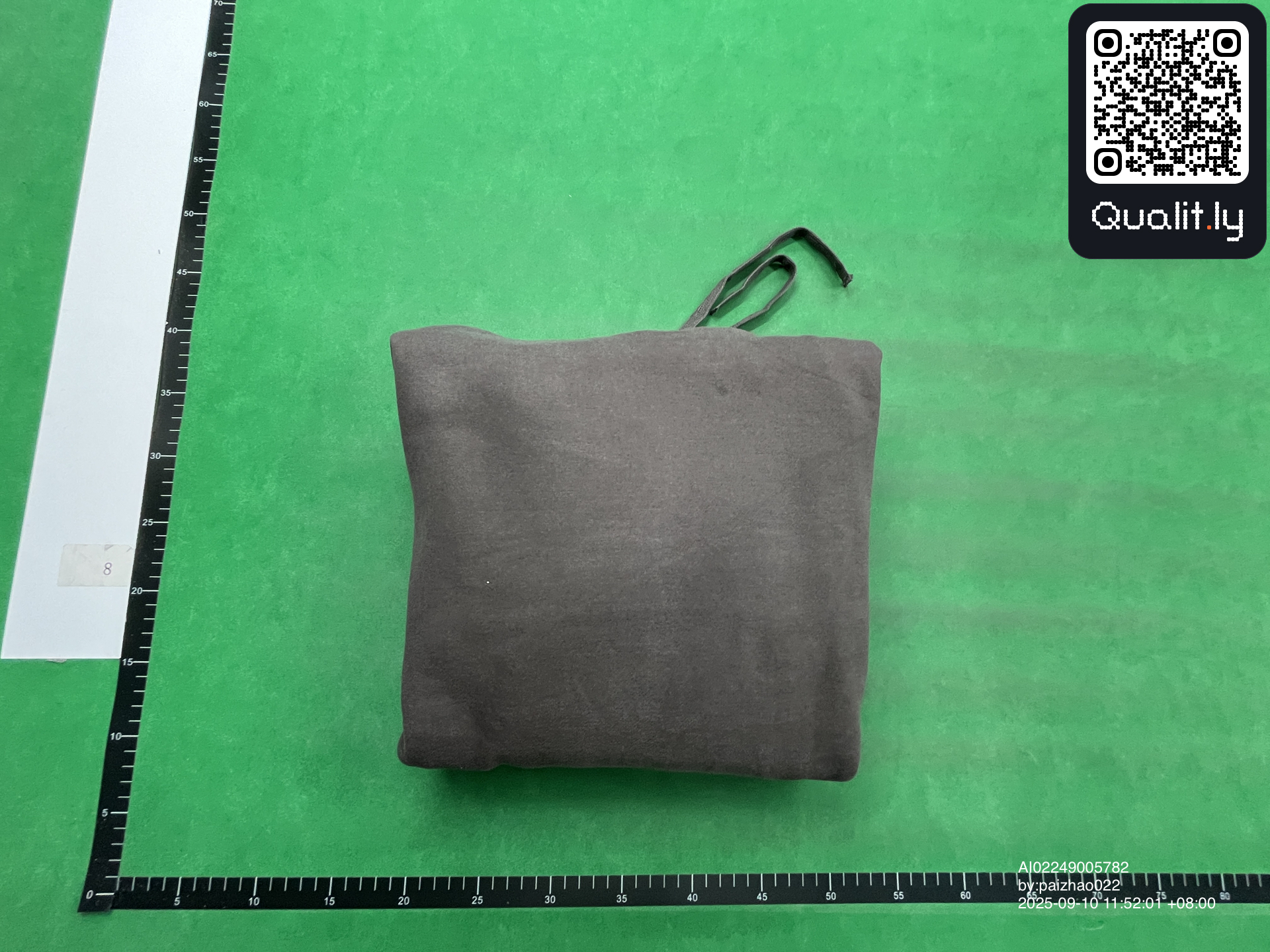 Hoodie QC photo 1 of 4