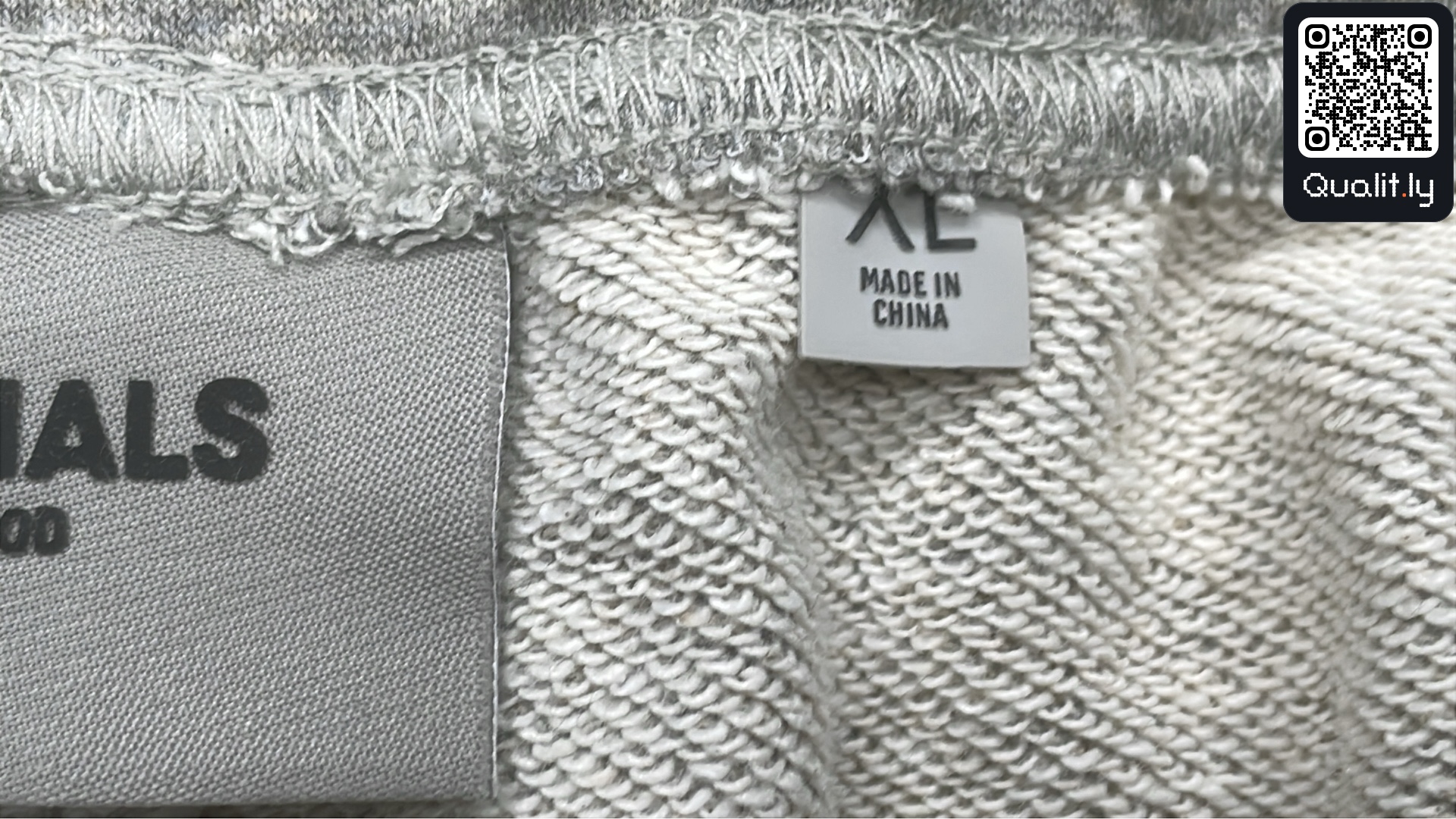 Pantaloni scurți — fotografie QC 1 din 12