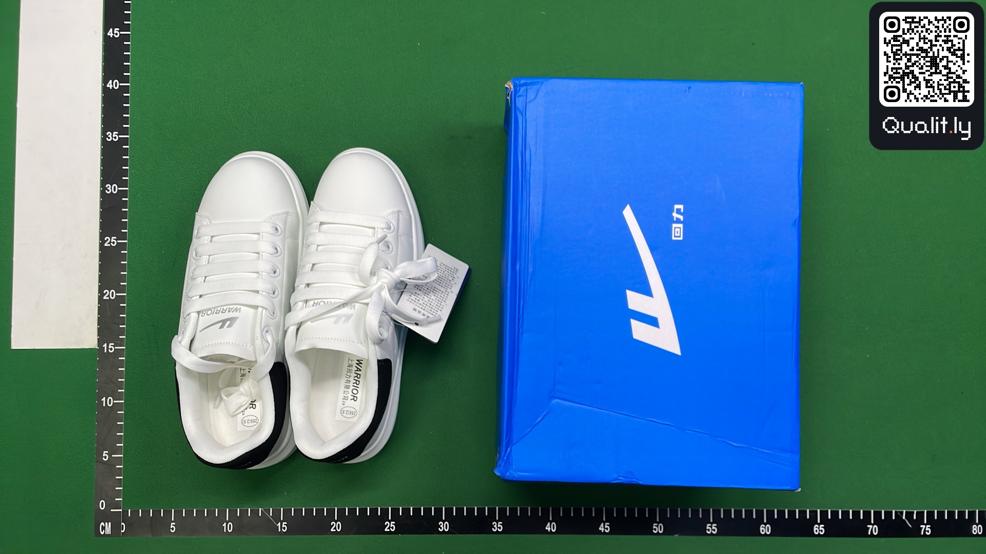 球鞋 QC 照片 1 / 6