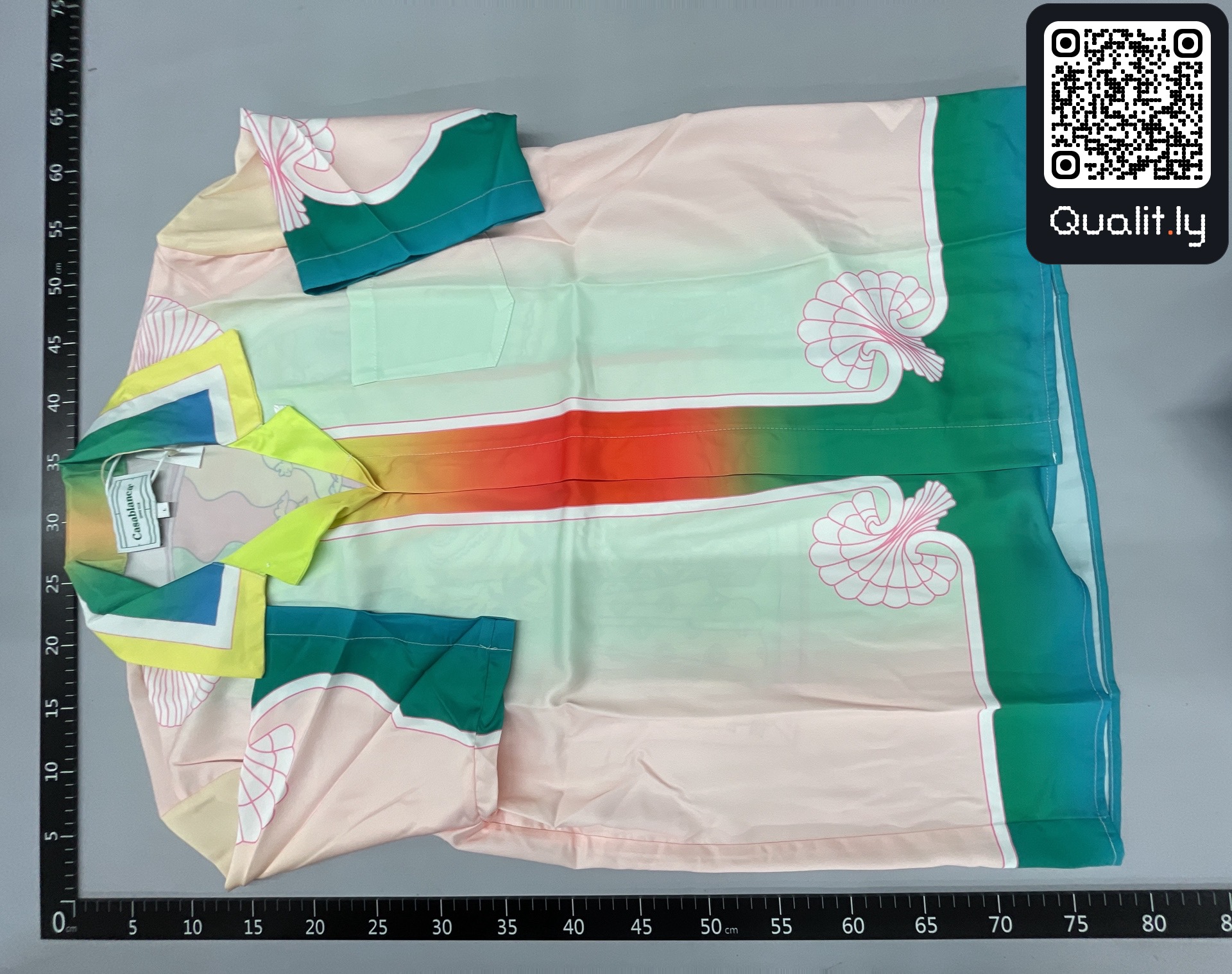 衬衫 QC 照片 2 / 16