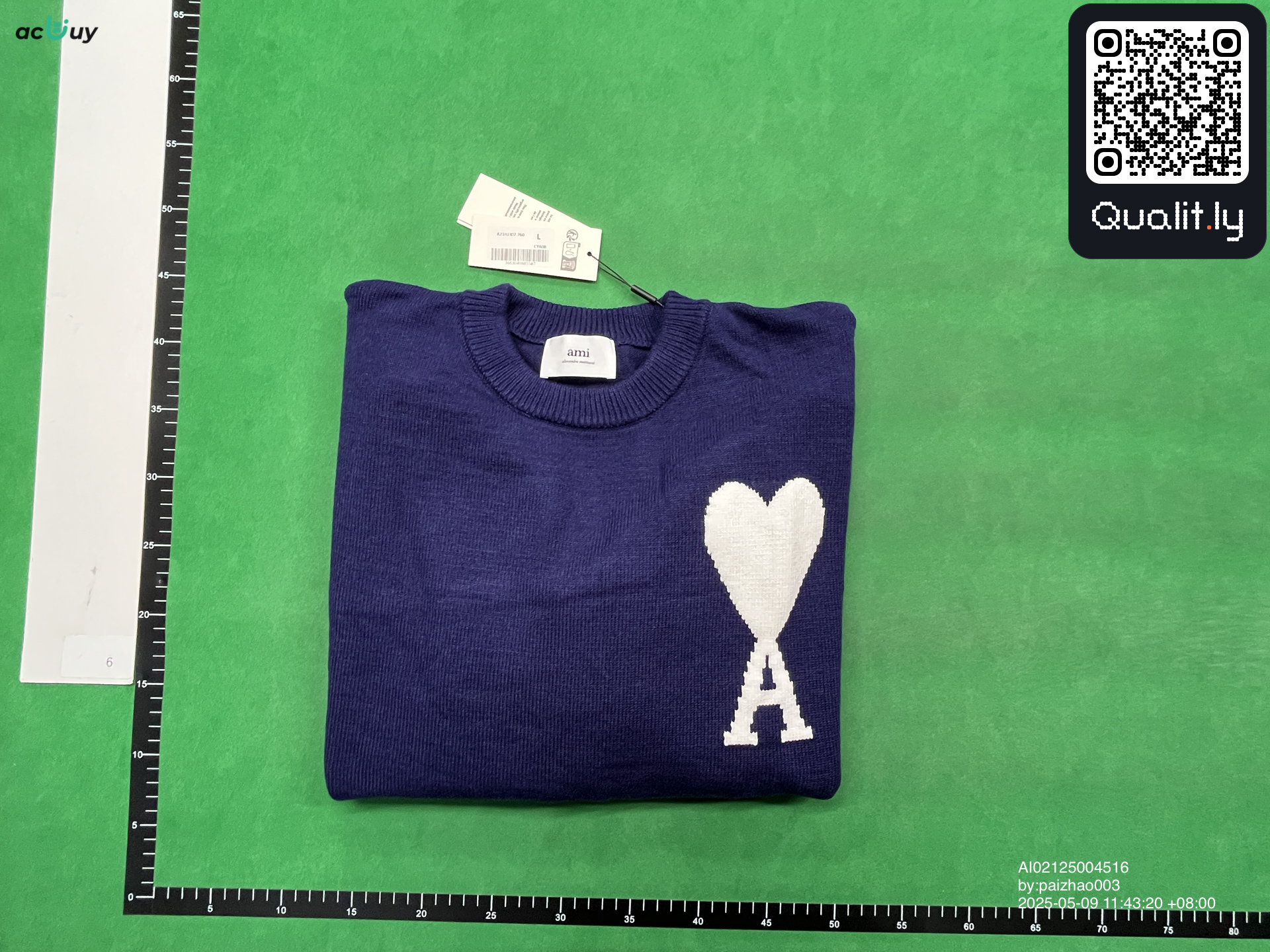 Pull — photo QC 1 sur 42