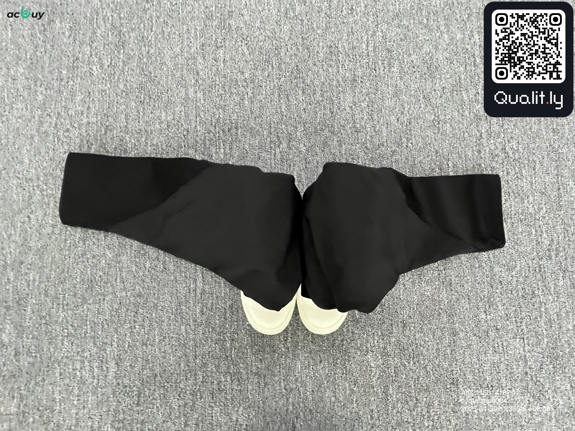 Socken — QC-Foto 1 von 6