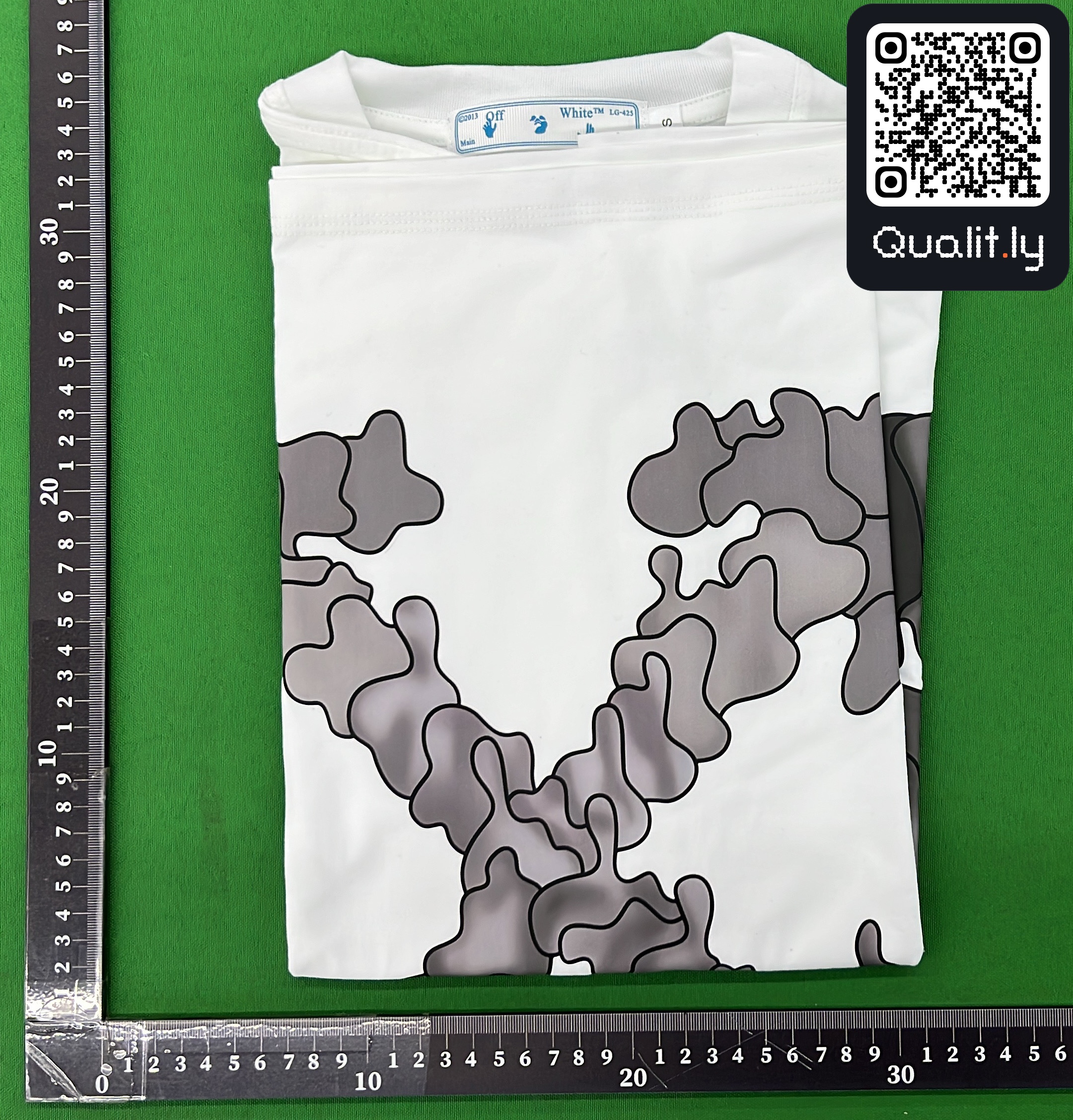 T-shirt — foto QC 1 di 58