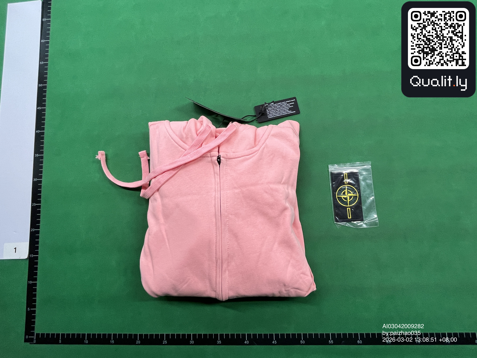 连帽卫衣 QC 照片 1 / 4