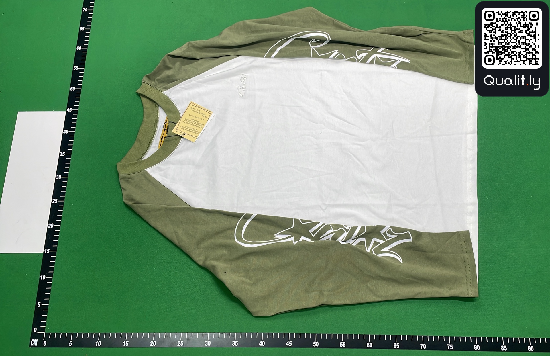 T-shirt — foto QC 2 di 90