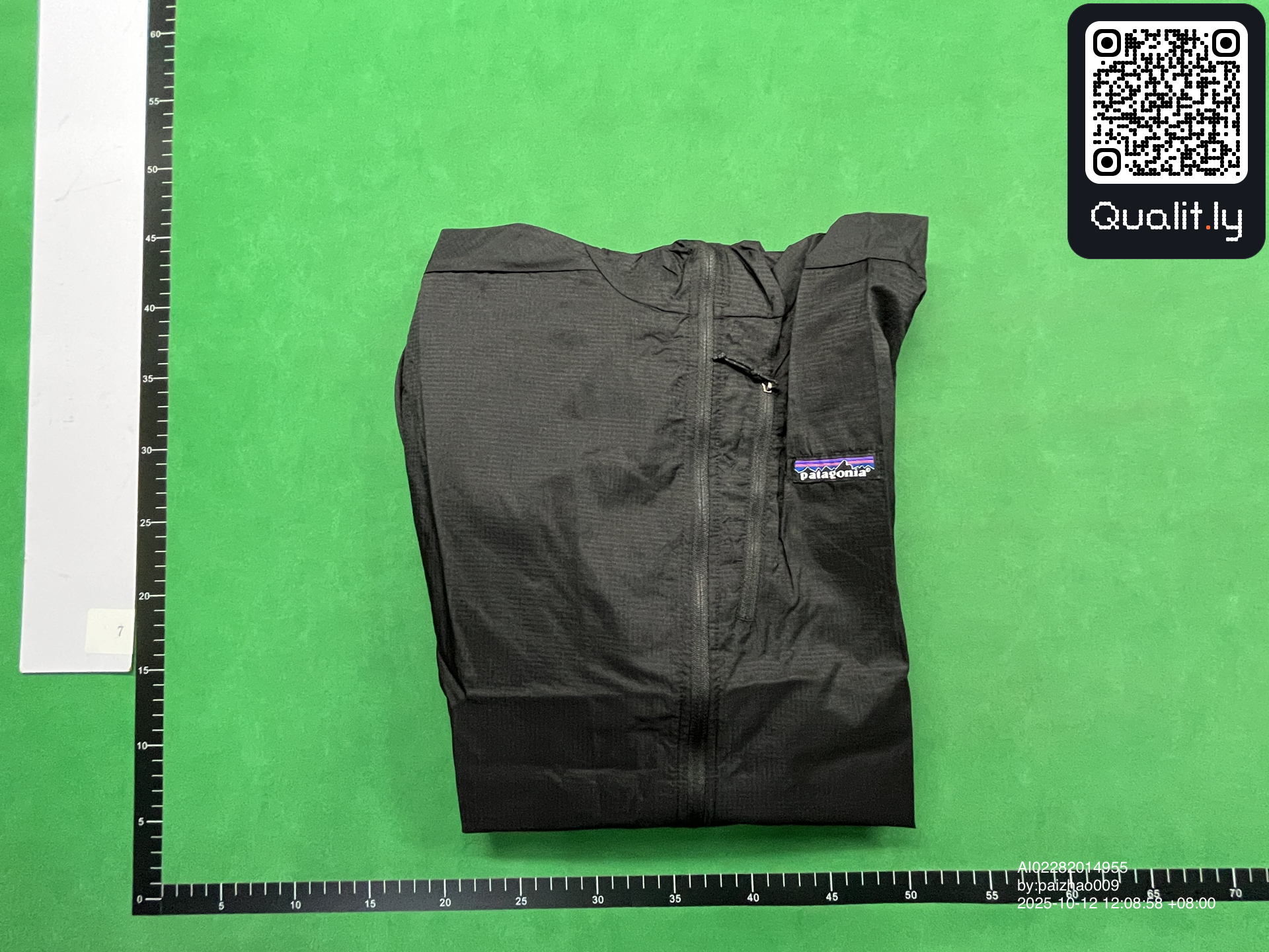 Jacket QC photo 1 of 8