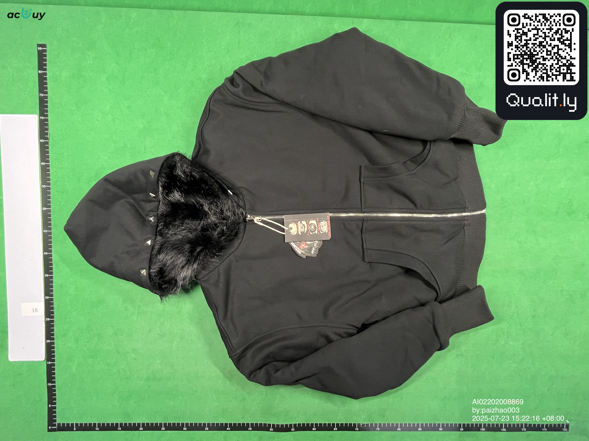 Jacka — QC-foto 3 av 4