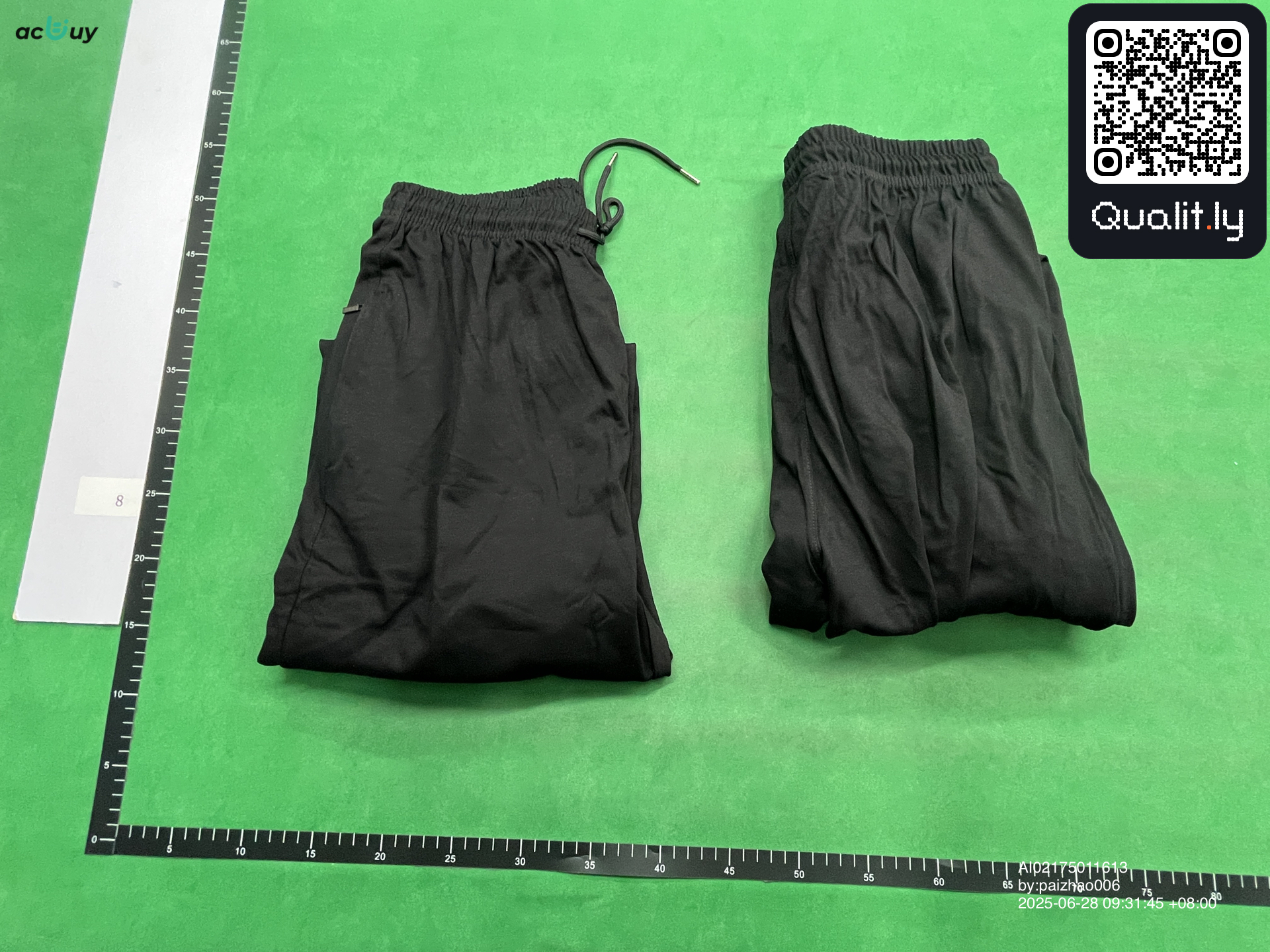 Hose — QC-Foto 1 von 4