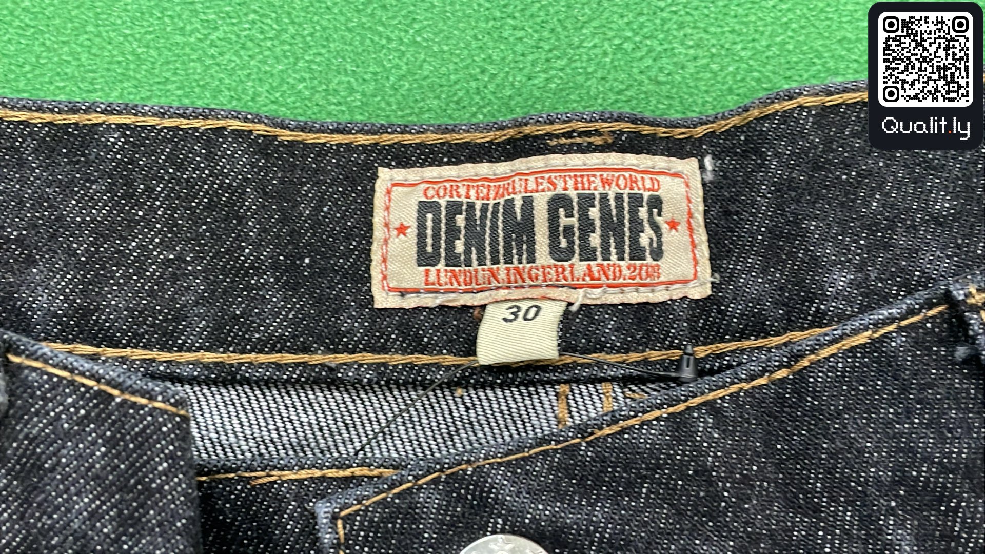 Jeans — foto QC 1 di 16