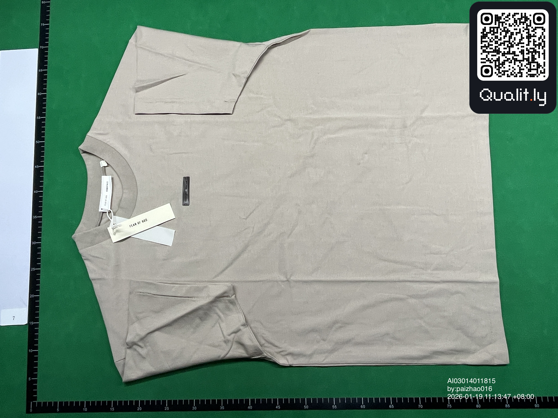 T-shirt — foto QC 3 di 16