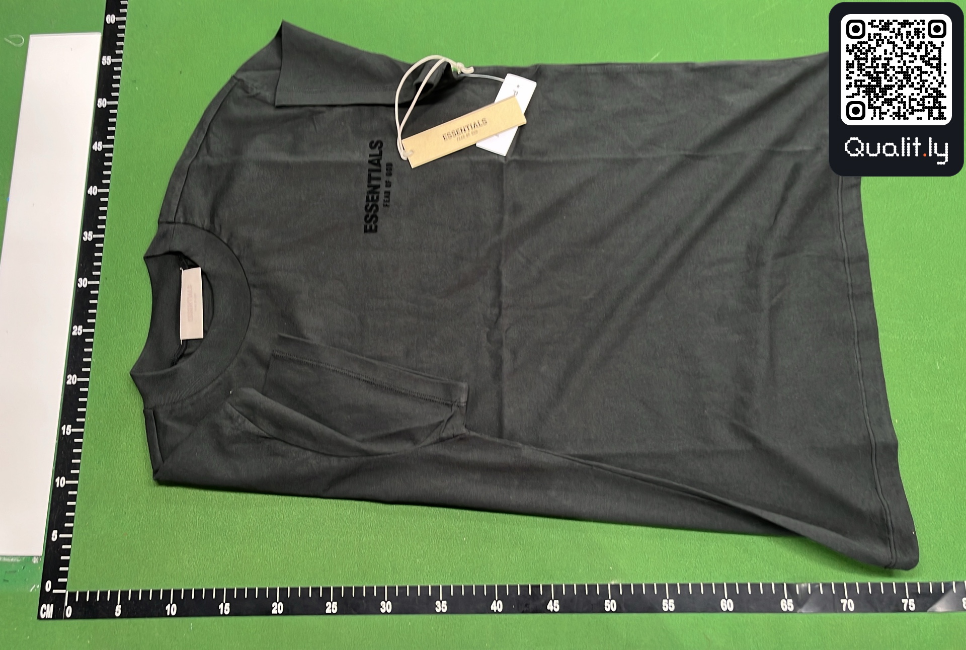 T-shirt — QC-foto 2 av 119