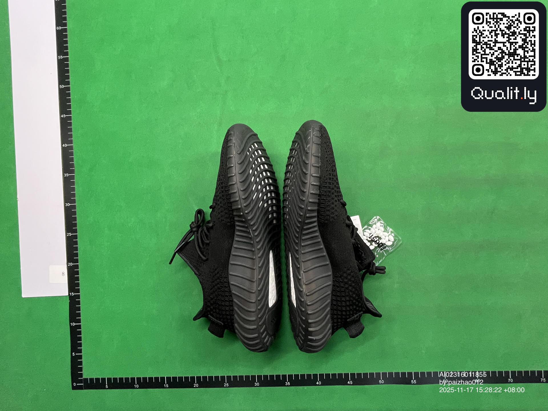 球鞋 QC 照片 2 / 112
