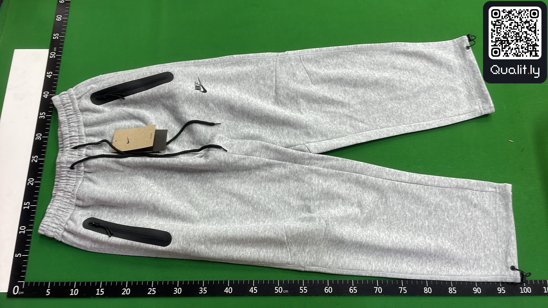 Pants QC photo 2 of 14