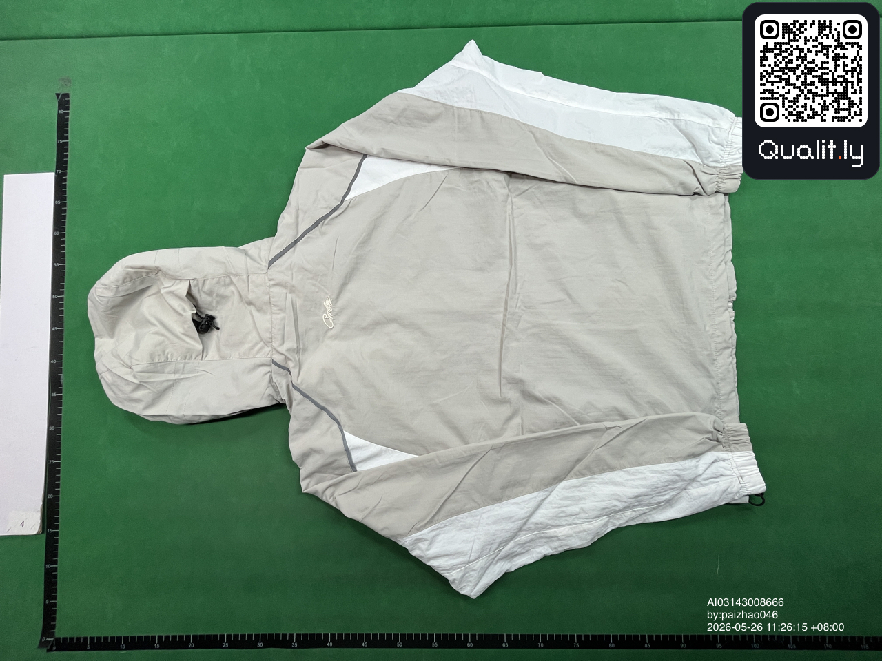 Jacke — QC-Foto 2 von 20