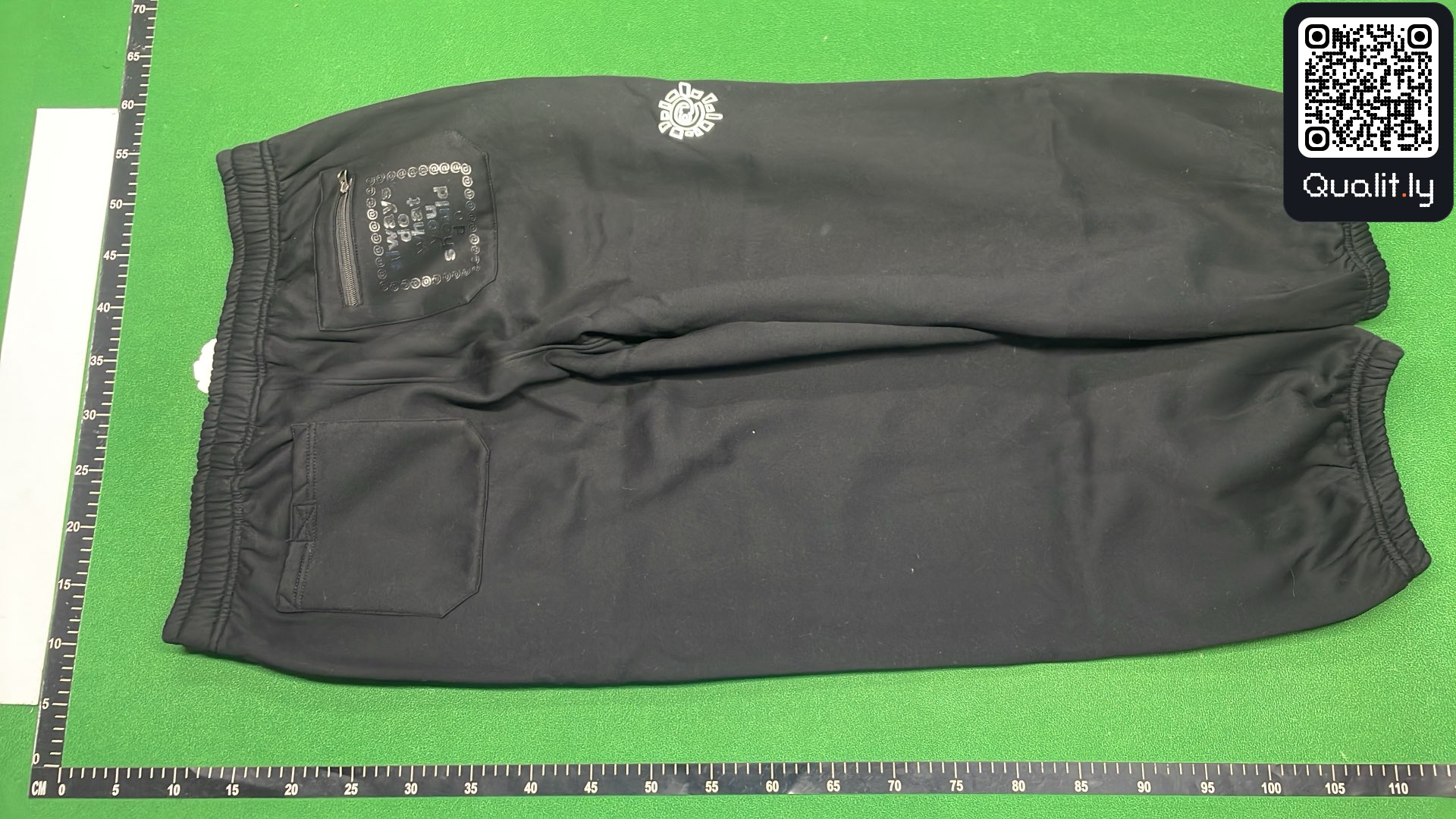 Pantalon — photo QC 3 sur 14