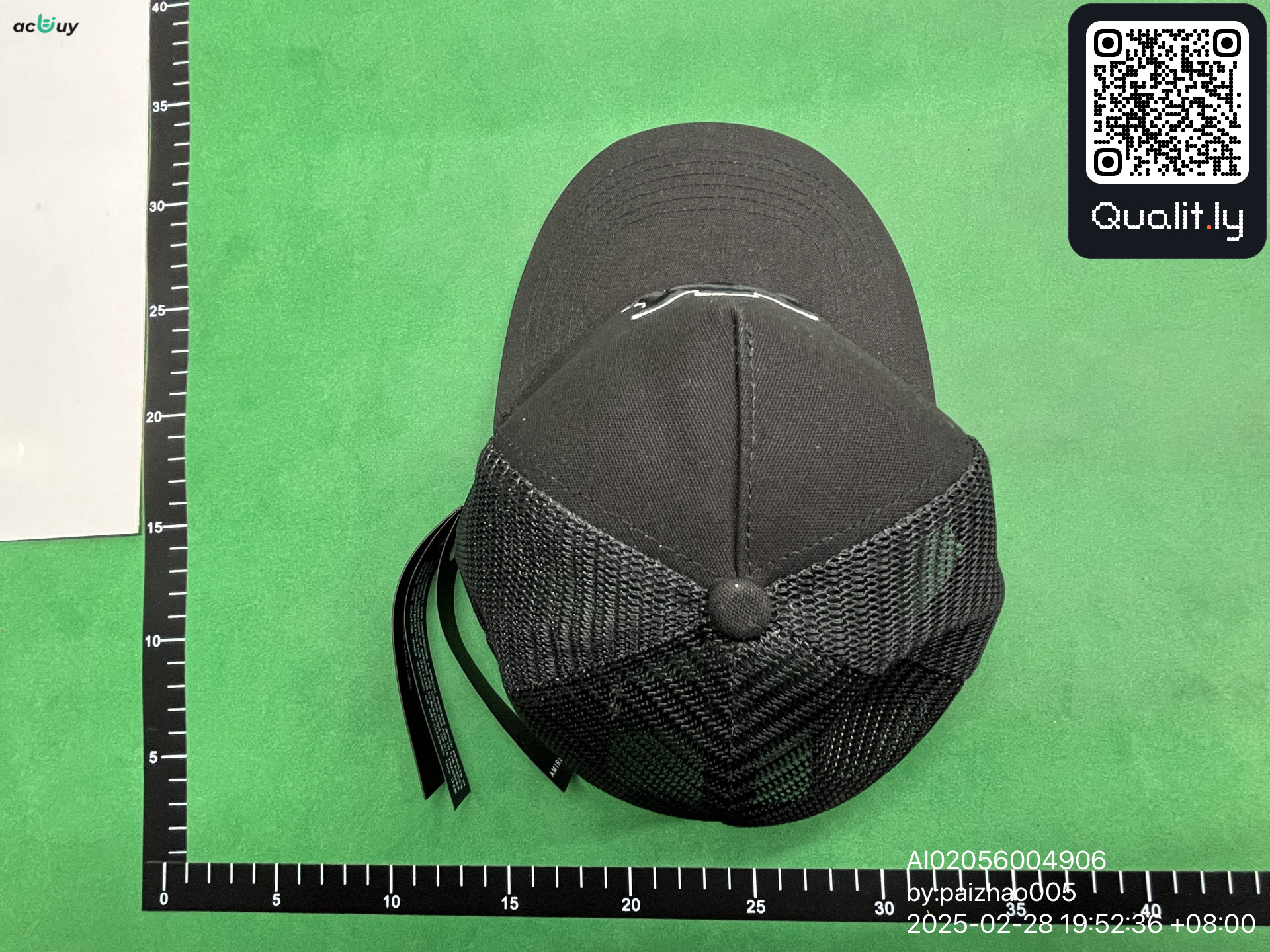 Casquette — photo QC 1 sur 6